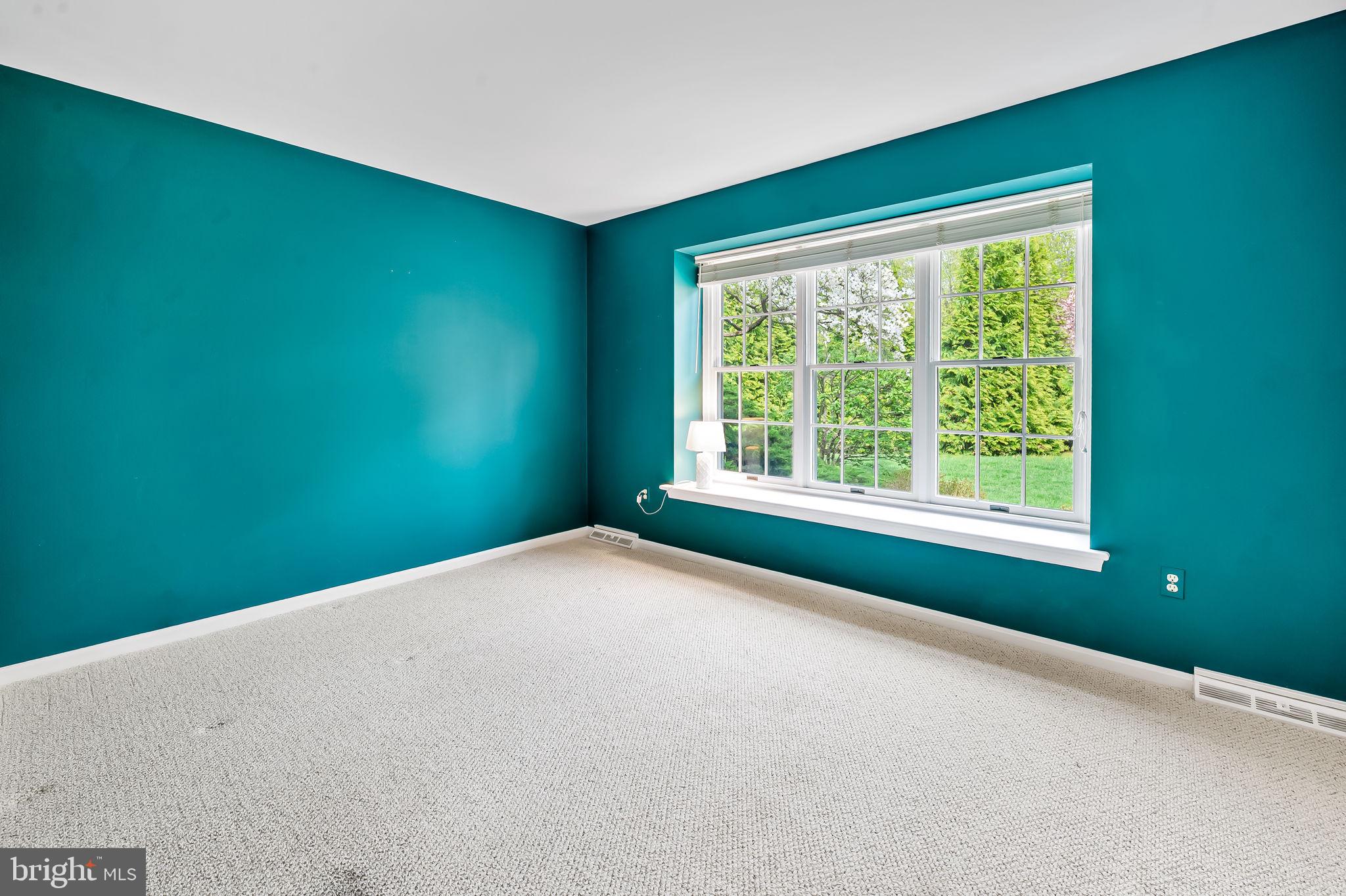 FALLS ROAD CORRIDOR - Residential