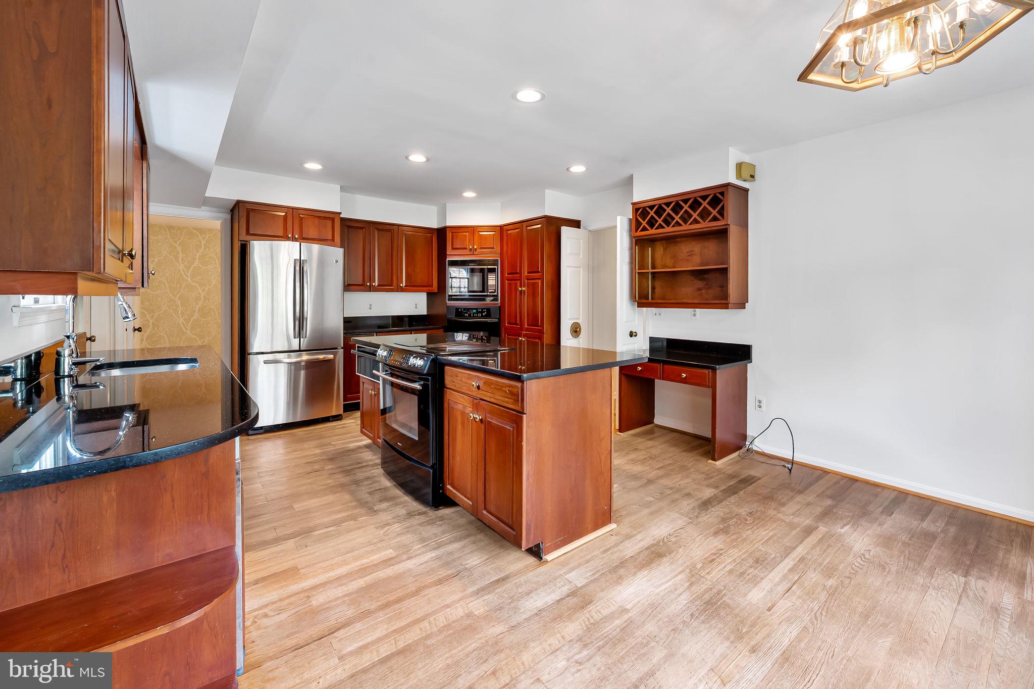 FALLS ROAD CORRIDOR - Residential