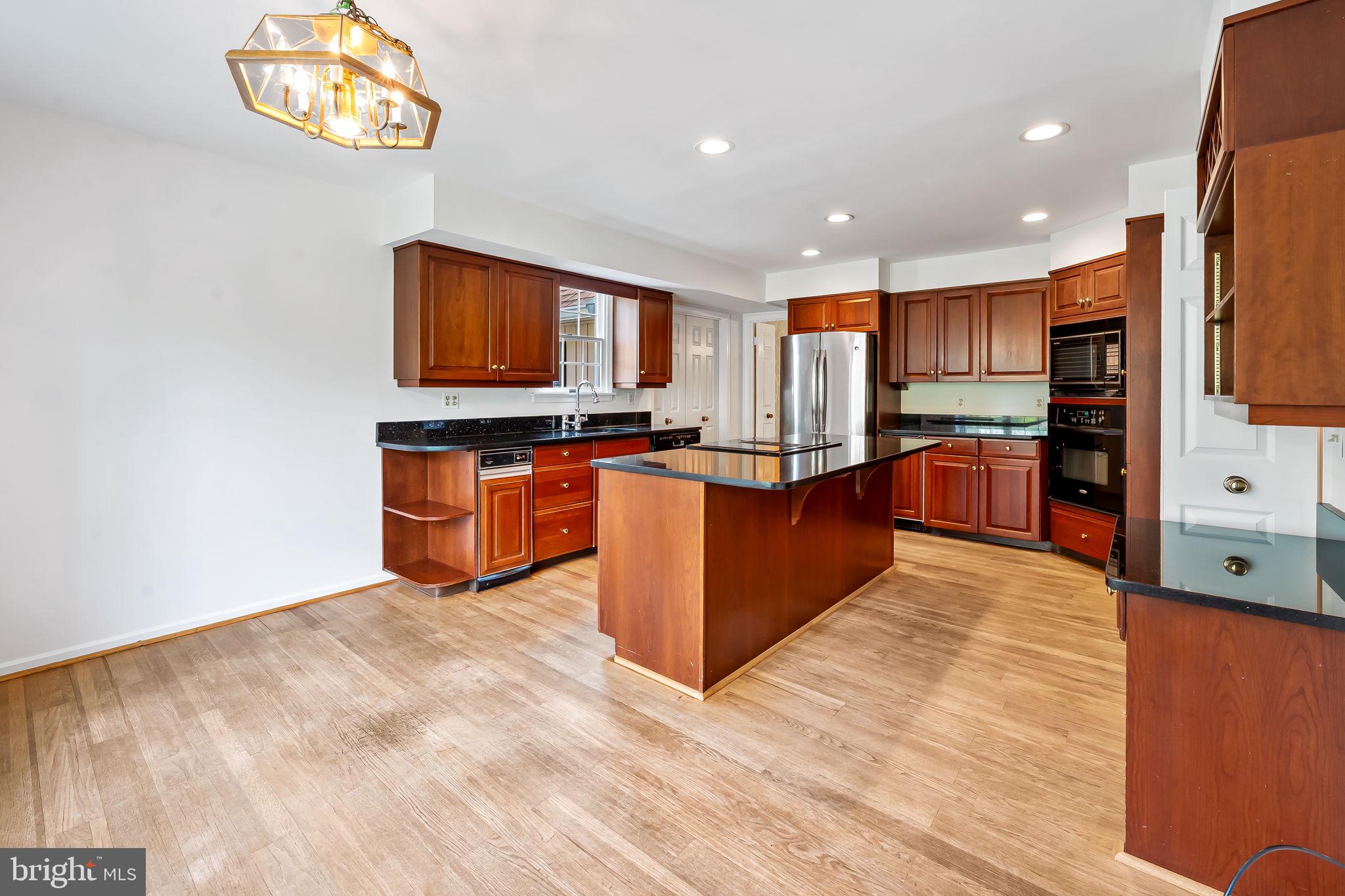 FALLS ROAD CORRIDOR - Residential