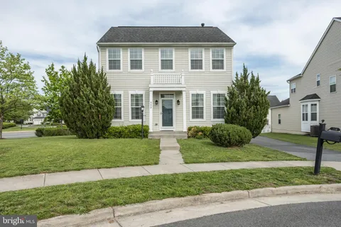 MLS: VAFV2033998