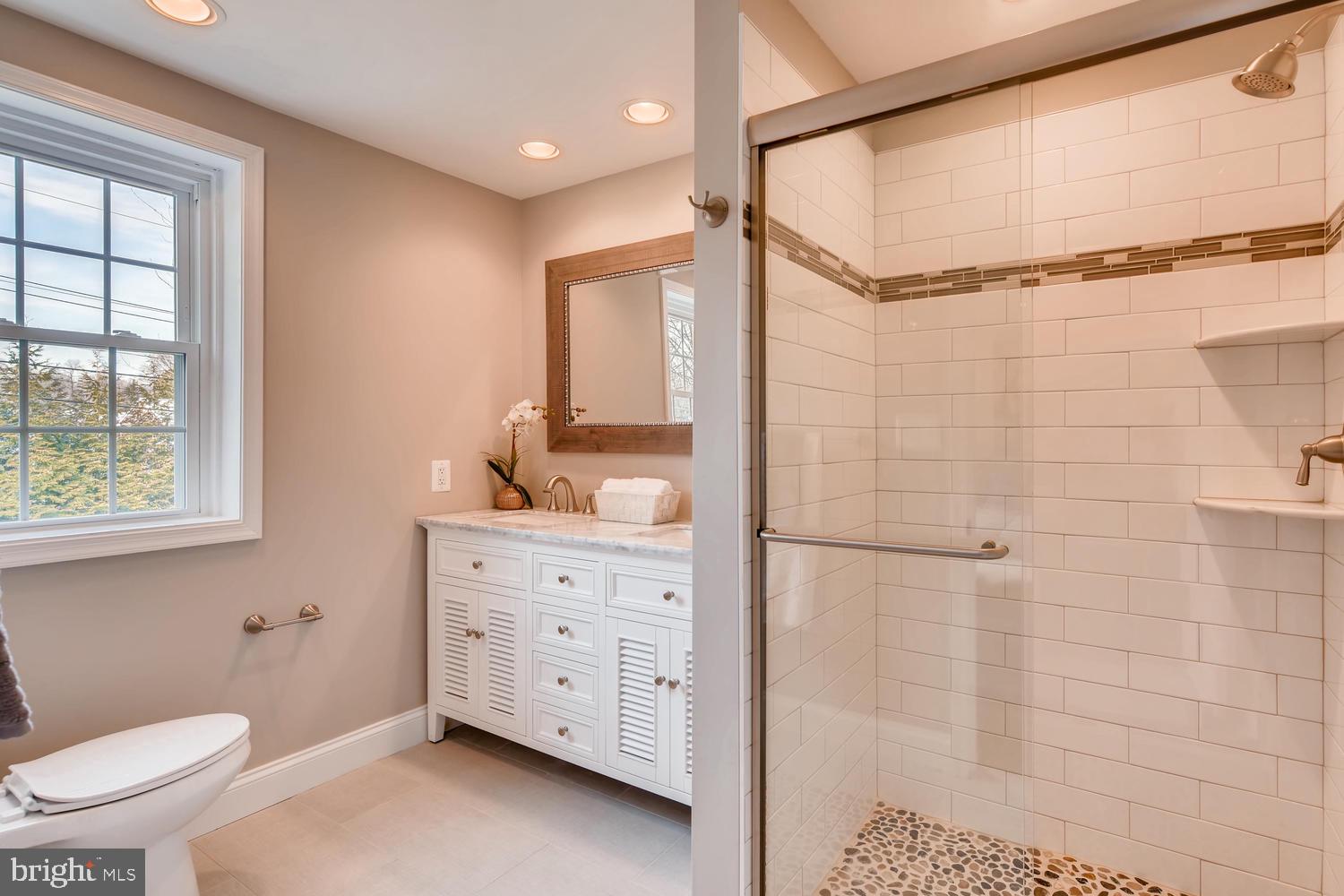 NORTHAMPTON - Residential