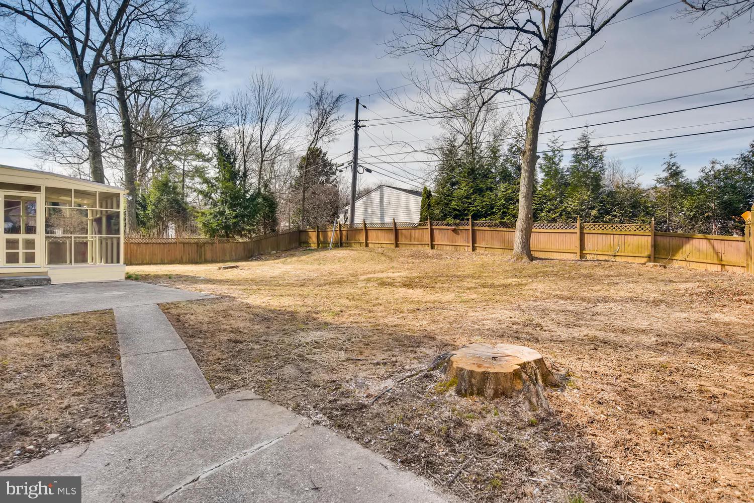 NORTHAMPTON - Residential