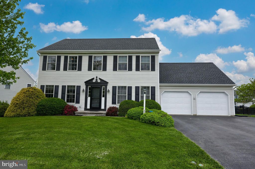 Photo of 533 Spring Hollow Drive, New Holland, PA 17557 (MLS # PALA2050102)