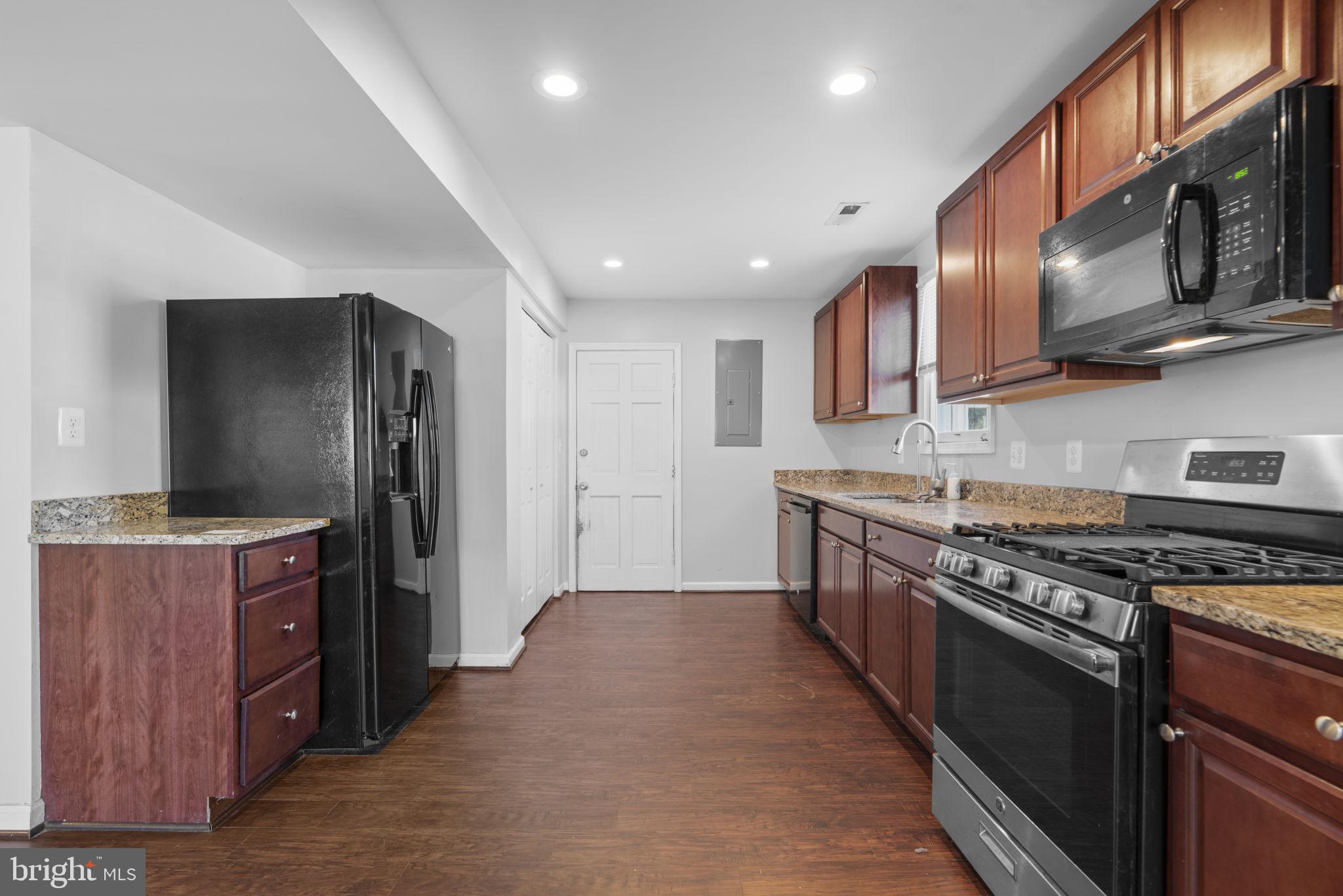 BELVEDERE BEACH/HARMONY - Residential