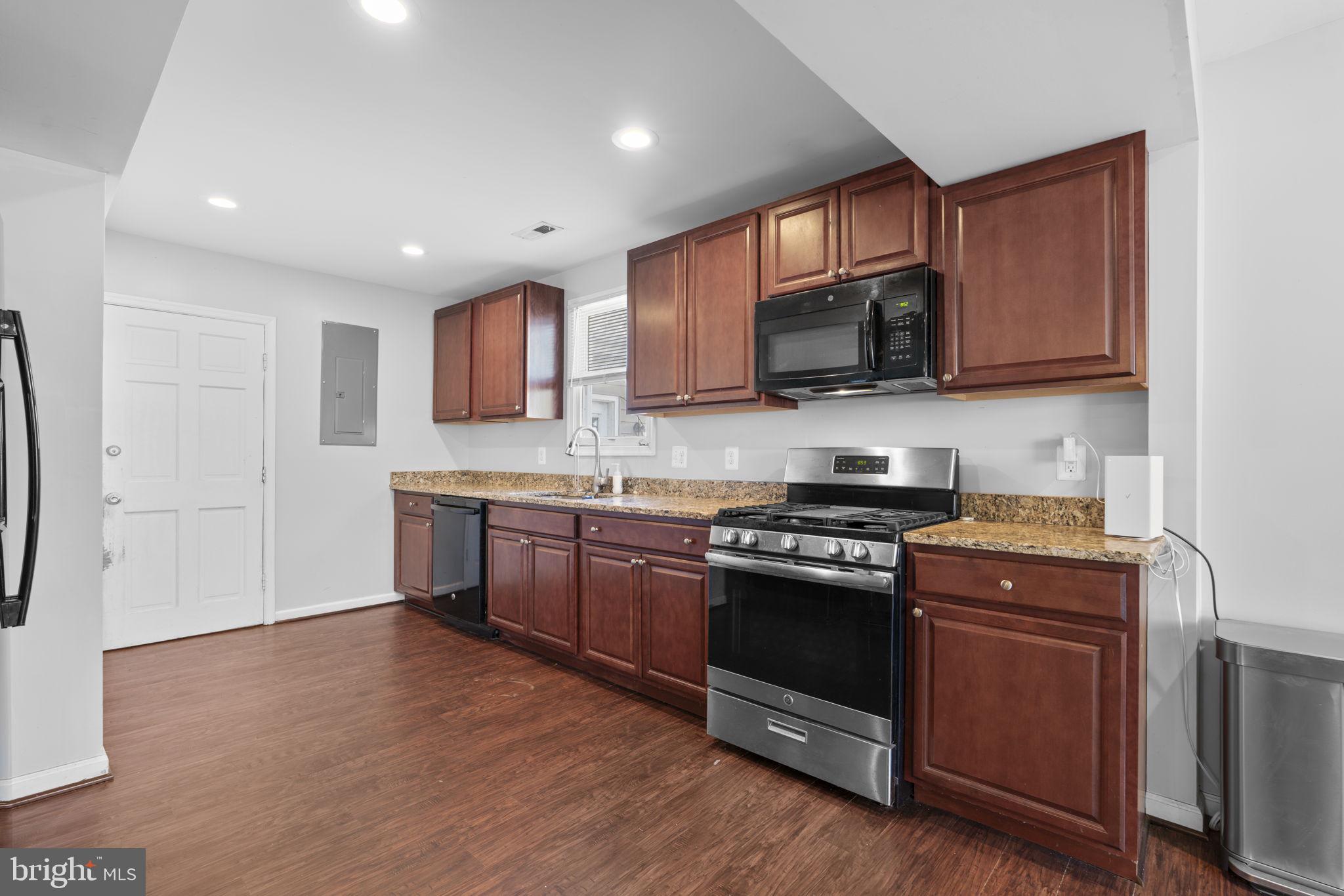 BELVEDERE BEACH/HARMONY - Residential