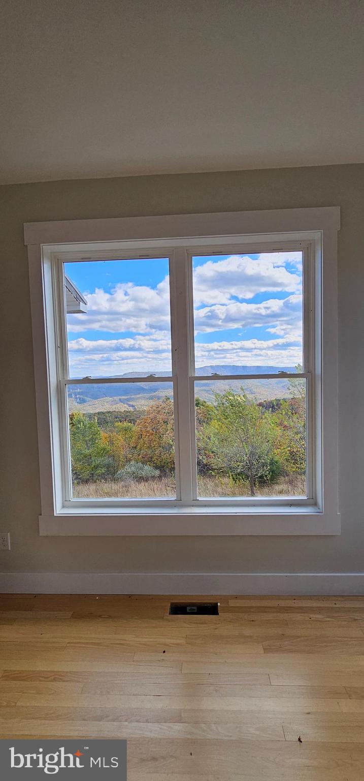 APPLEFIELDS OF HEAVEN - Residential