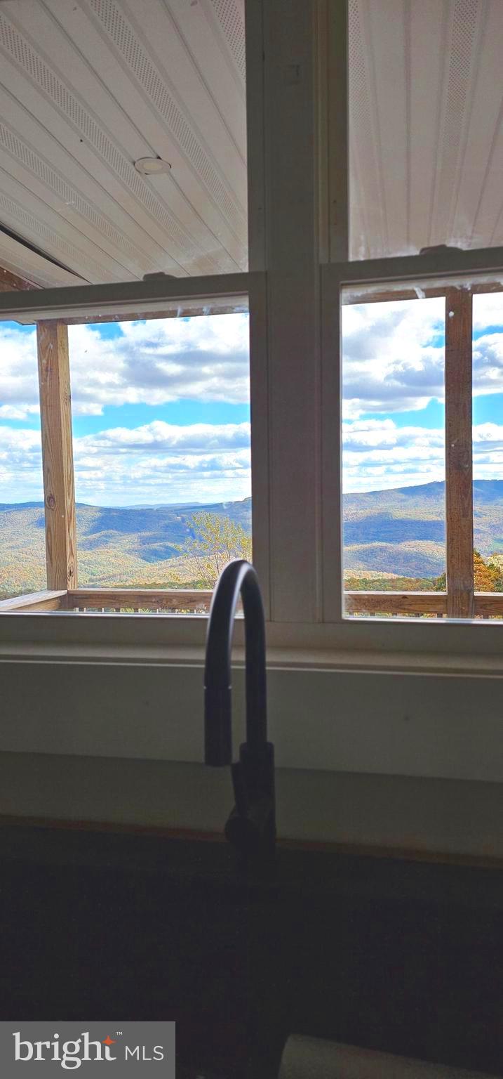 185 S APPLE RIDGE ROAD