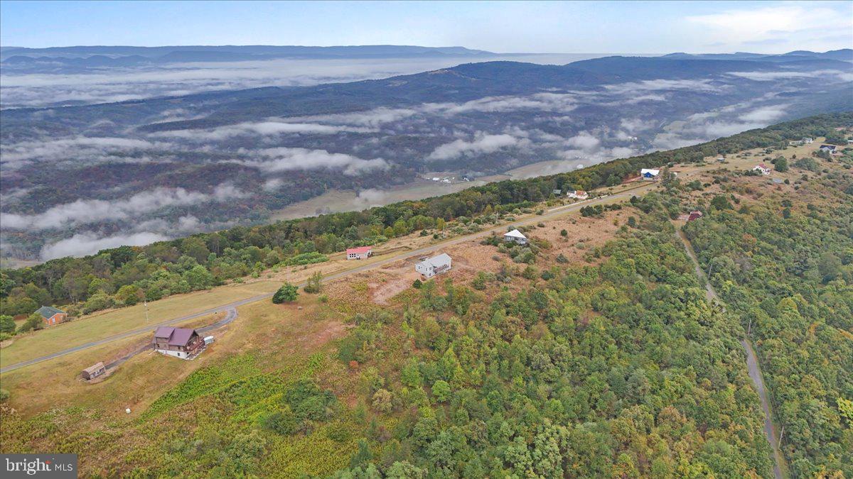 APPLEFIELDS OF HEAVEN - Residential