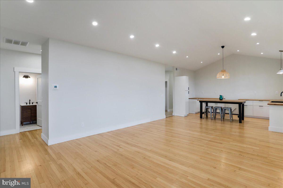 APPLEFIELDS OF HEAVEN - Residential