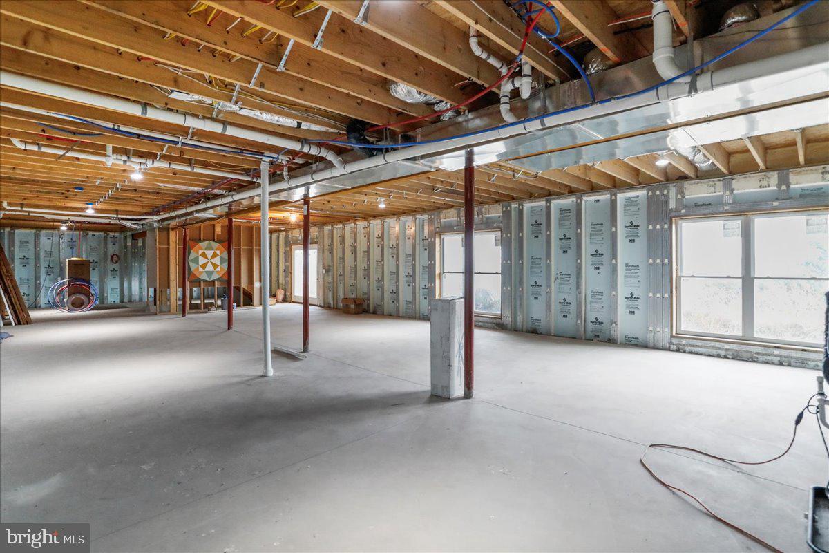 APPLEFIELDS OF HEAVEN - Residential