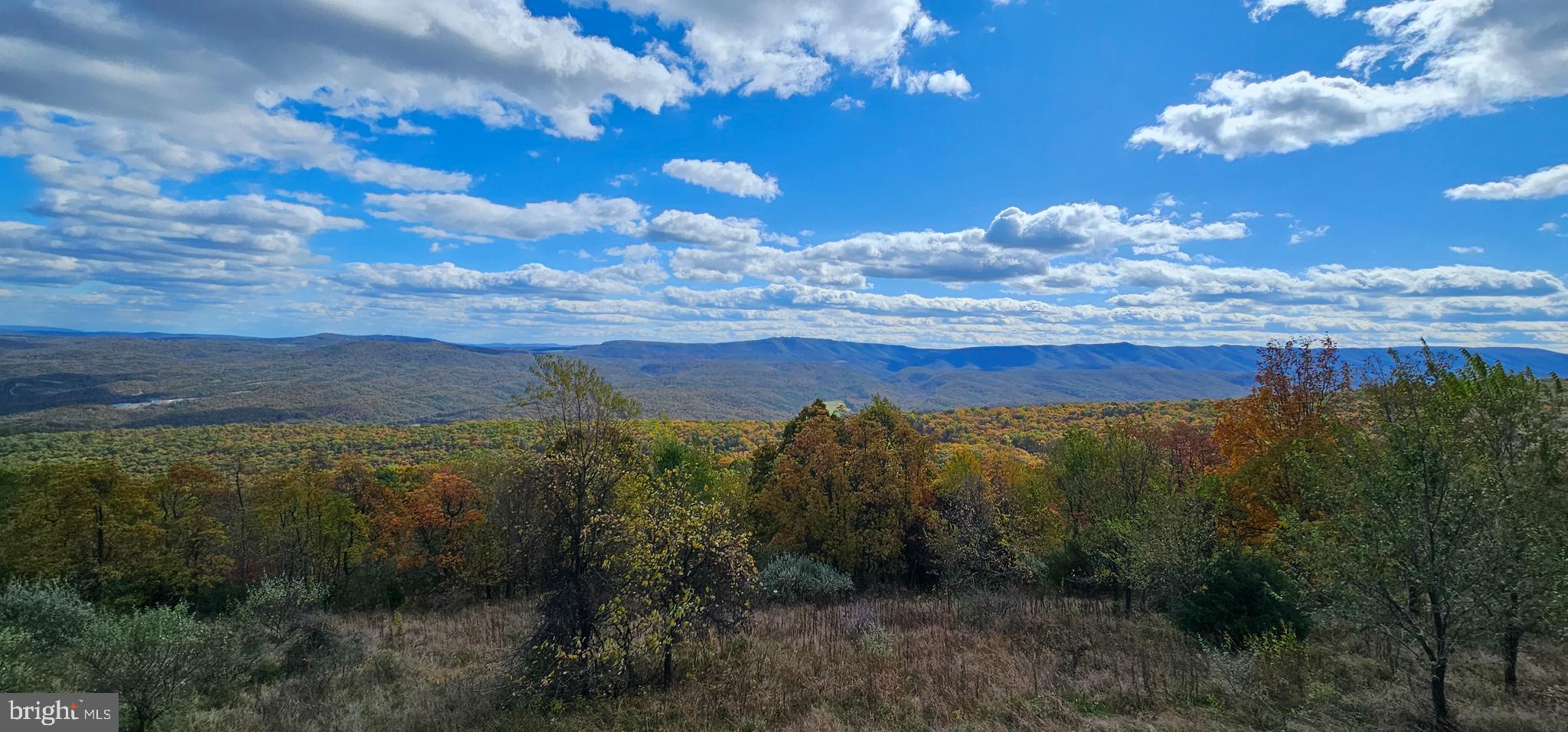 APPLEFIELDS OF HEAVEN - Residential