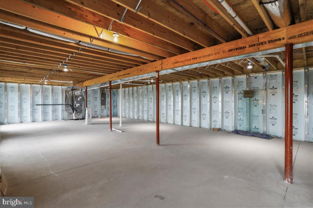 APPLEFIELDS OF HEAVEN - Residential