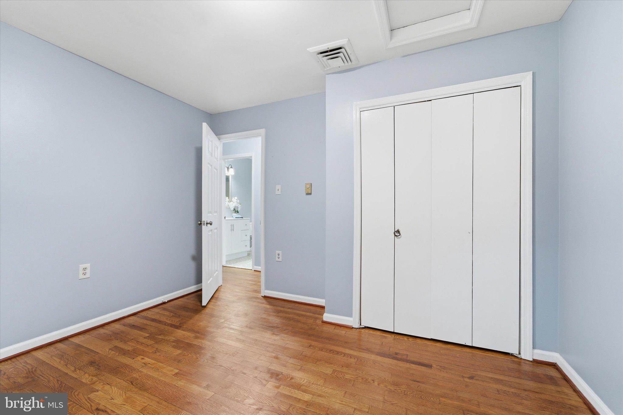 LOWENBACH - Residential