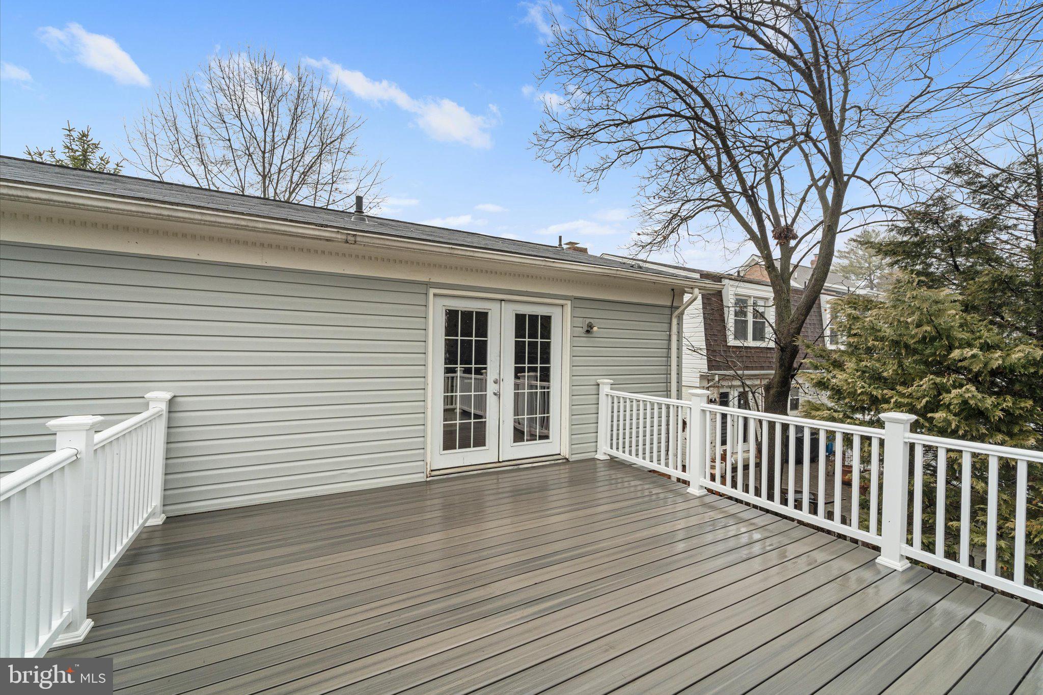 LOWENBACH - Residential