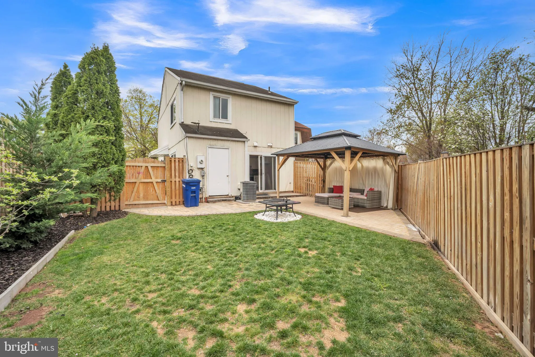 Herndon, Virginia 20170, United States, 3 Bedrooms Bedrooms, ,3 BathroomsBathrooms,Residential,Coming Soon,81765