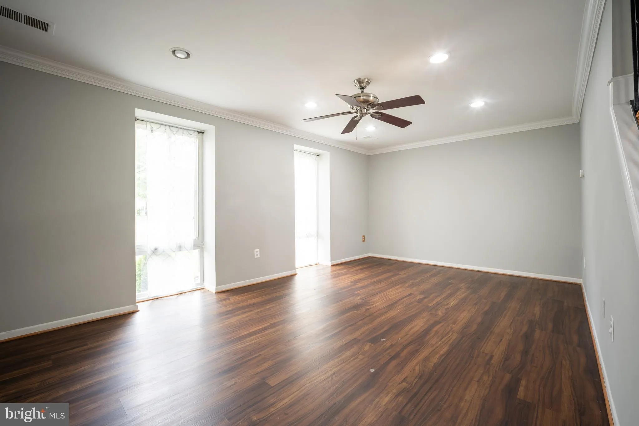 Herndon, Virginia 20170, United States, 3 Bedrooms Bedrooms, ,3 BathroomsBathrooms,Residential,Coming Soon,81765