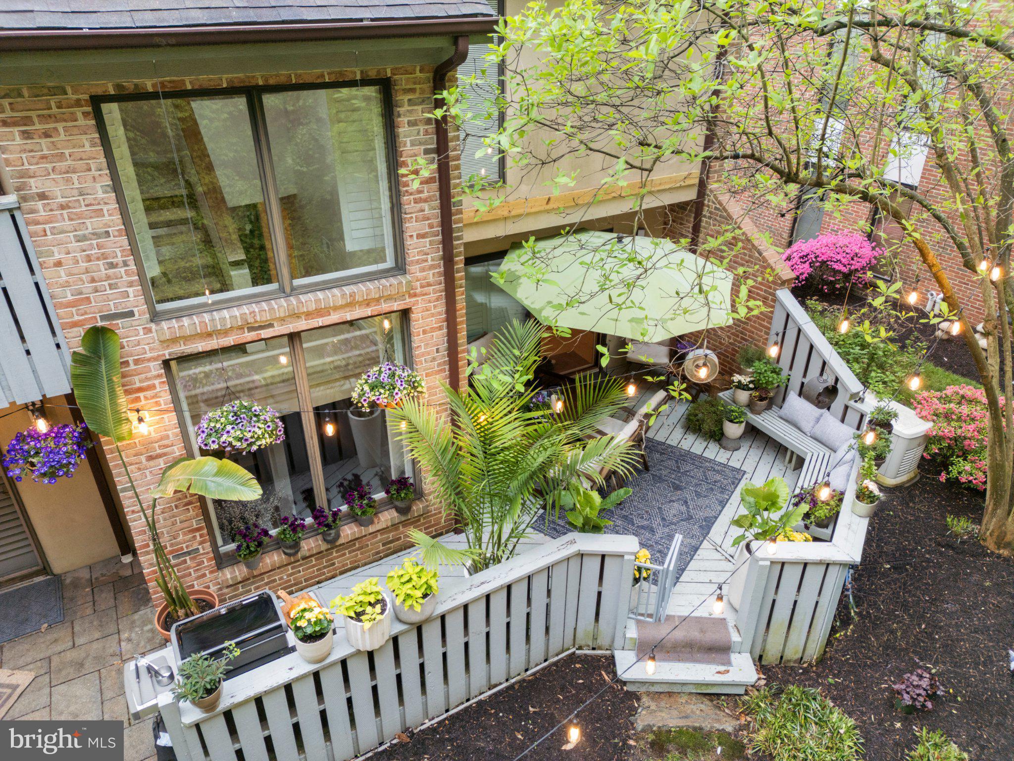 FAIRTHORNE - Residential