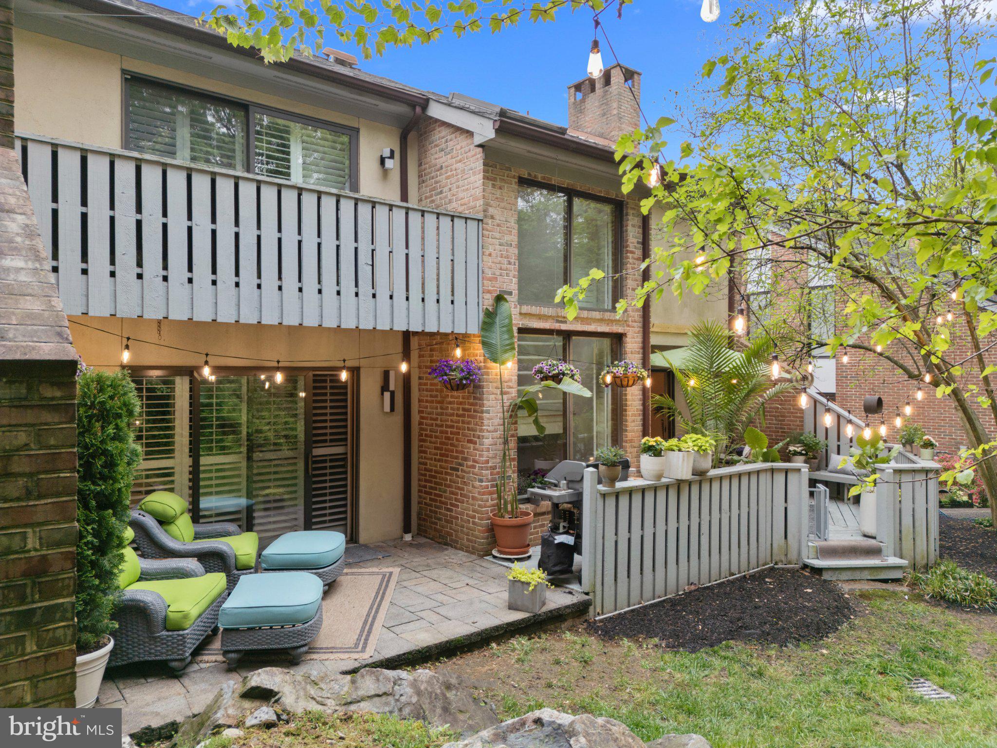FAIRTHORNE - Residential