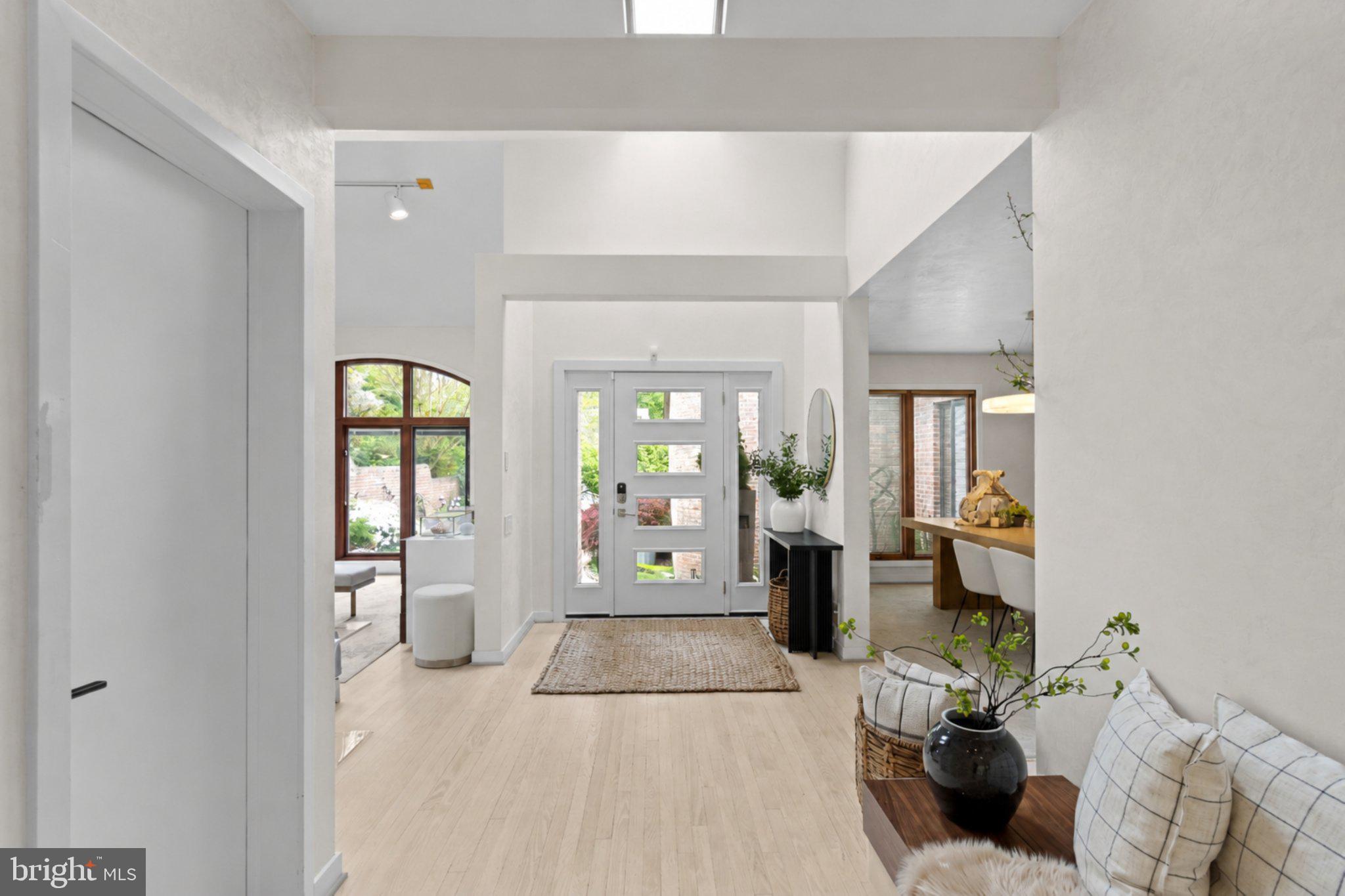 FAIRTHORNE - Residential