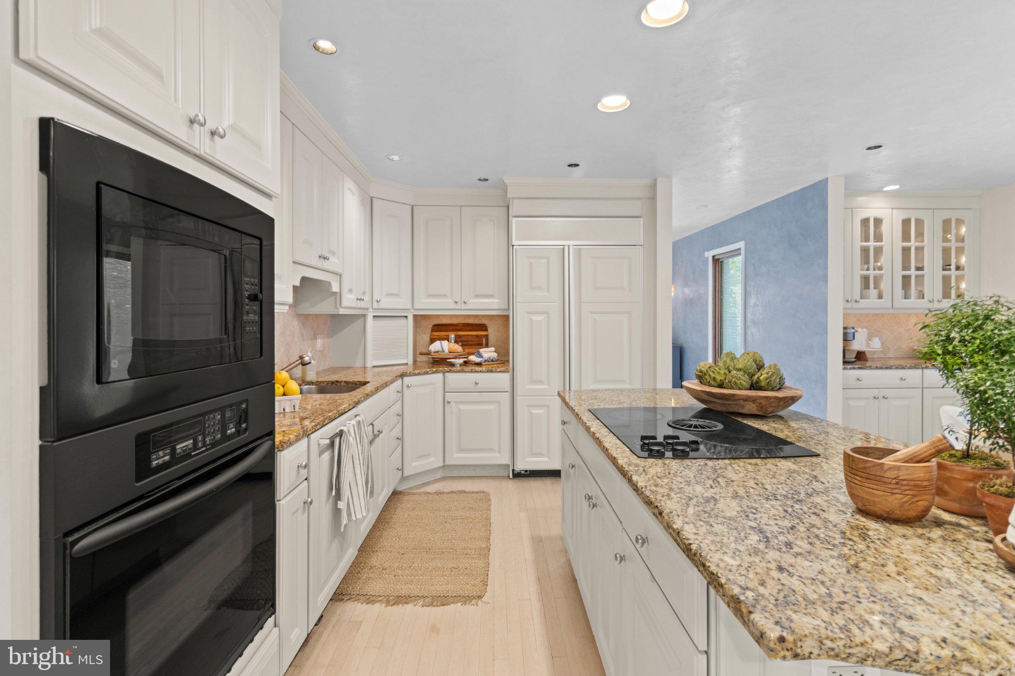 FAIRTHORNE - Residential