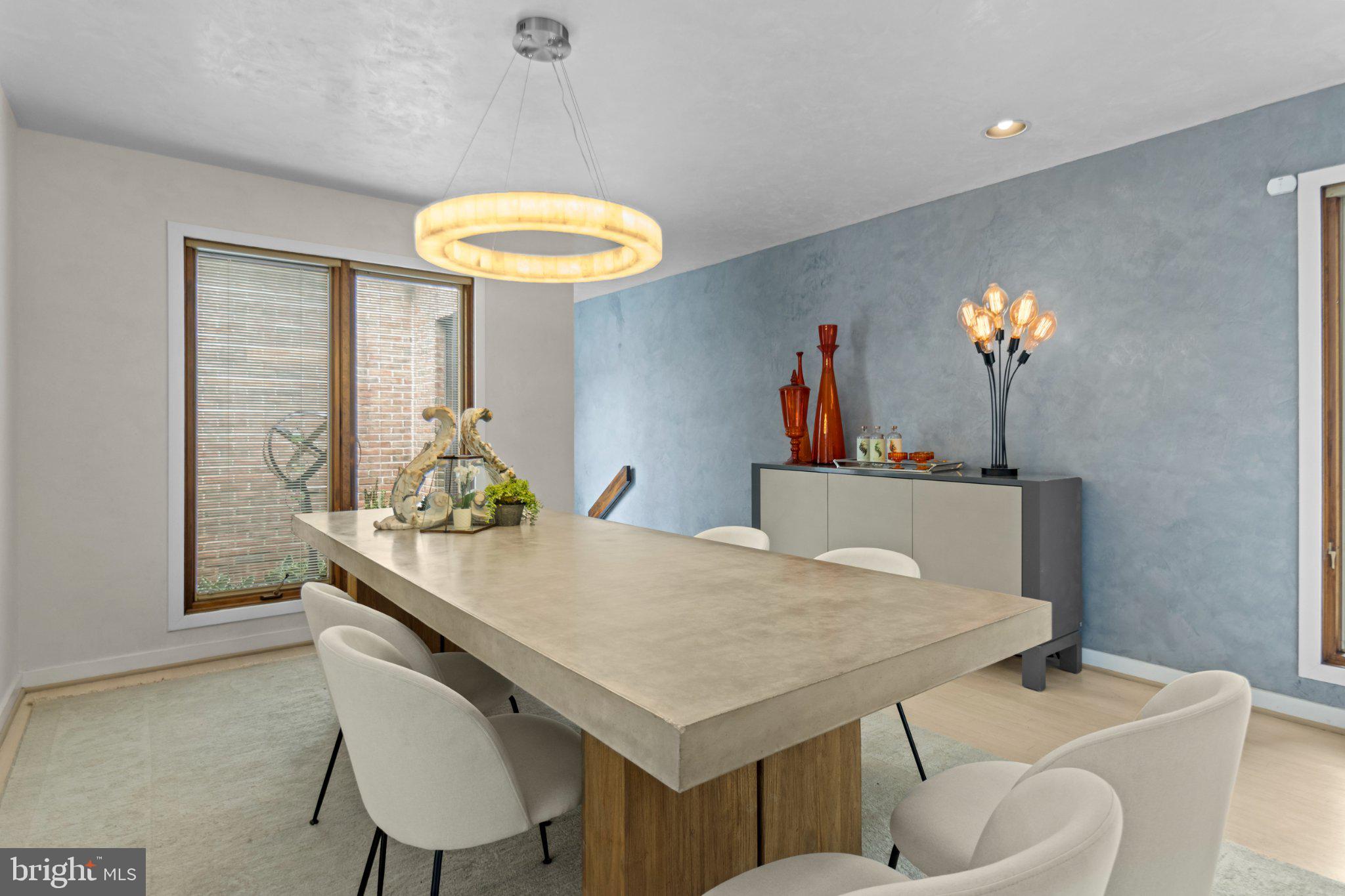 FAIRTHORNE - Residential