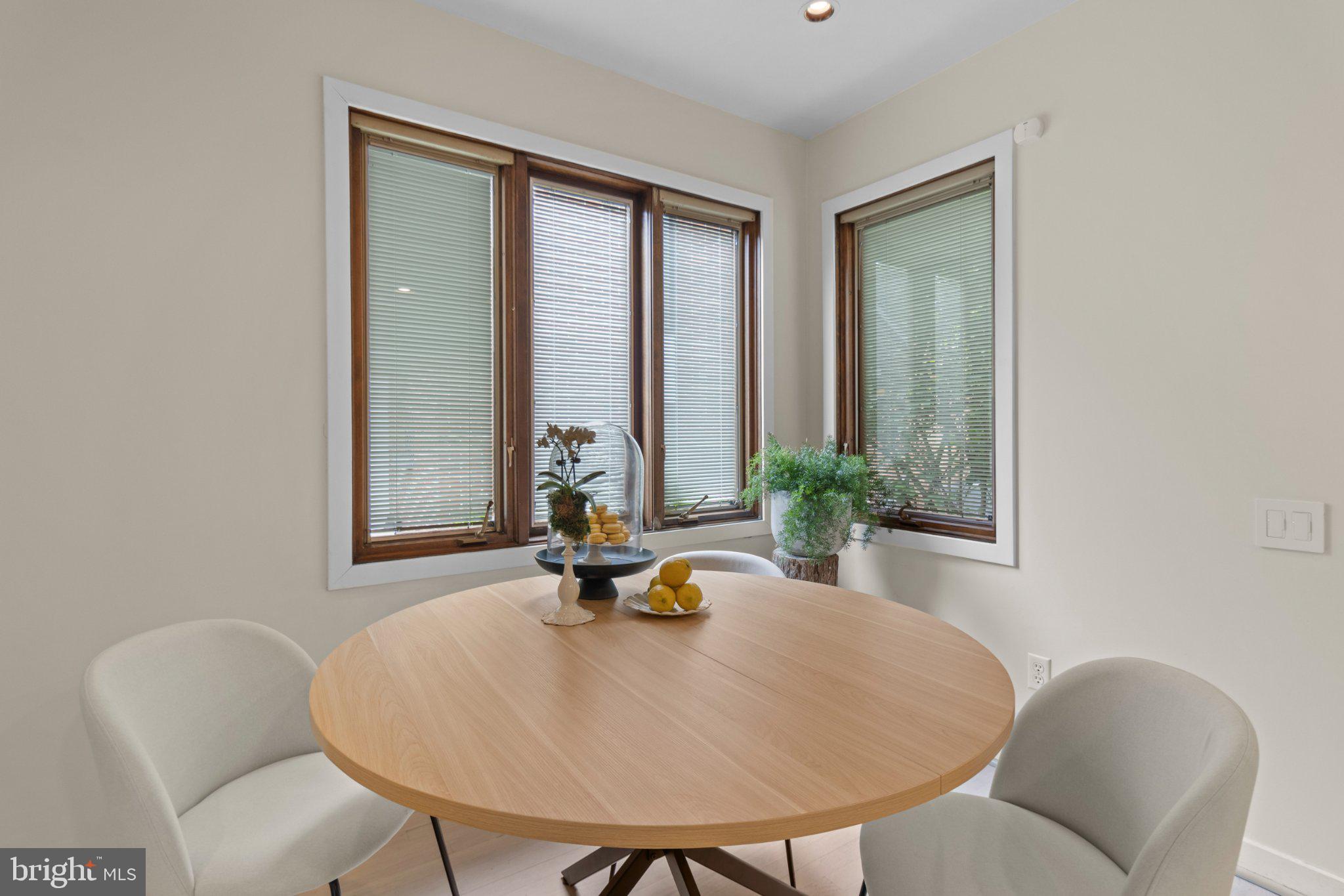 FAIRTHORNE - Residential