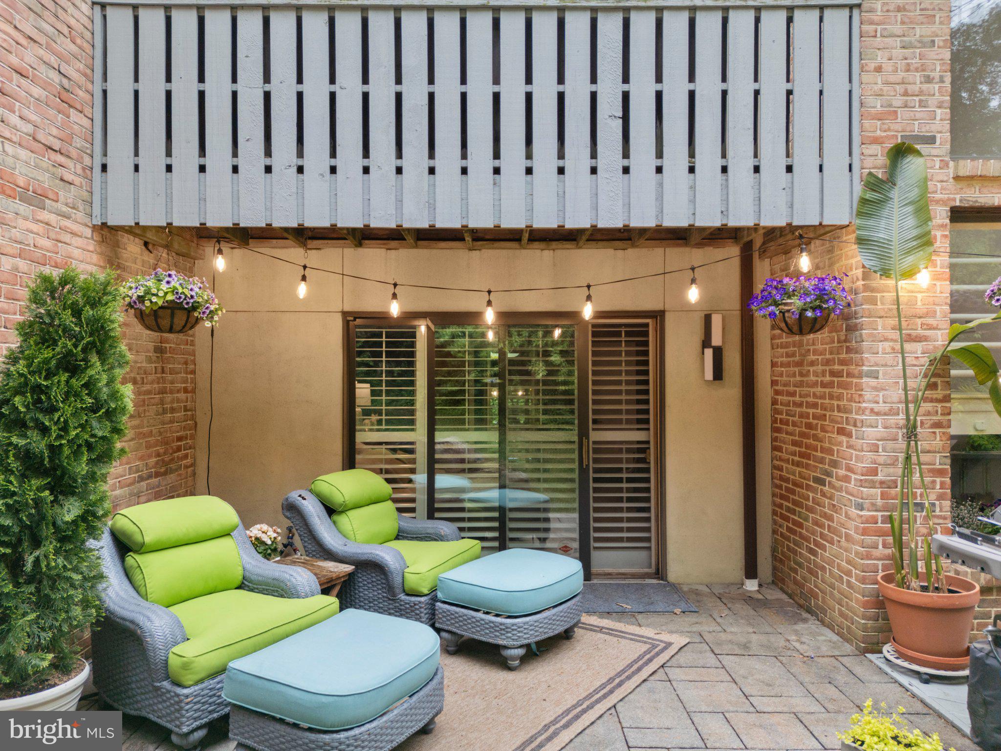 FAIRTHORNE - Residential
