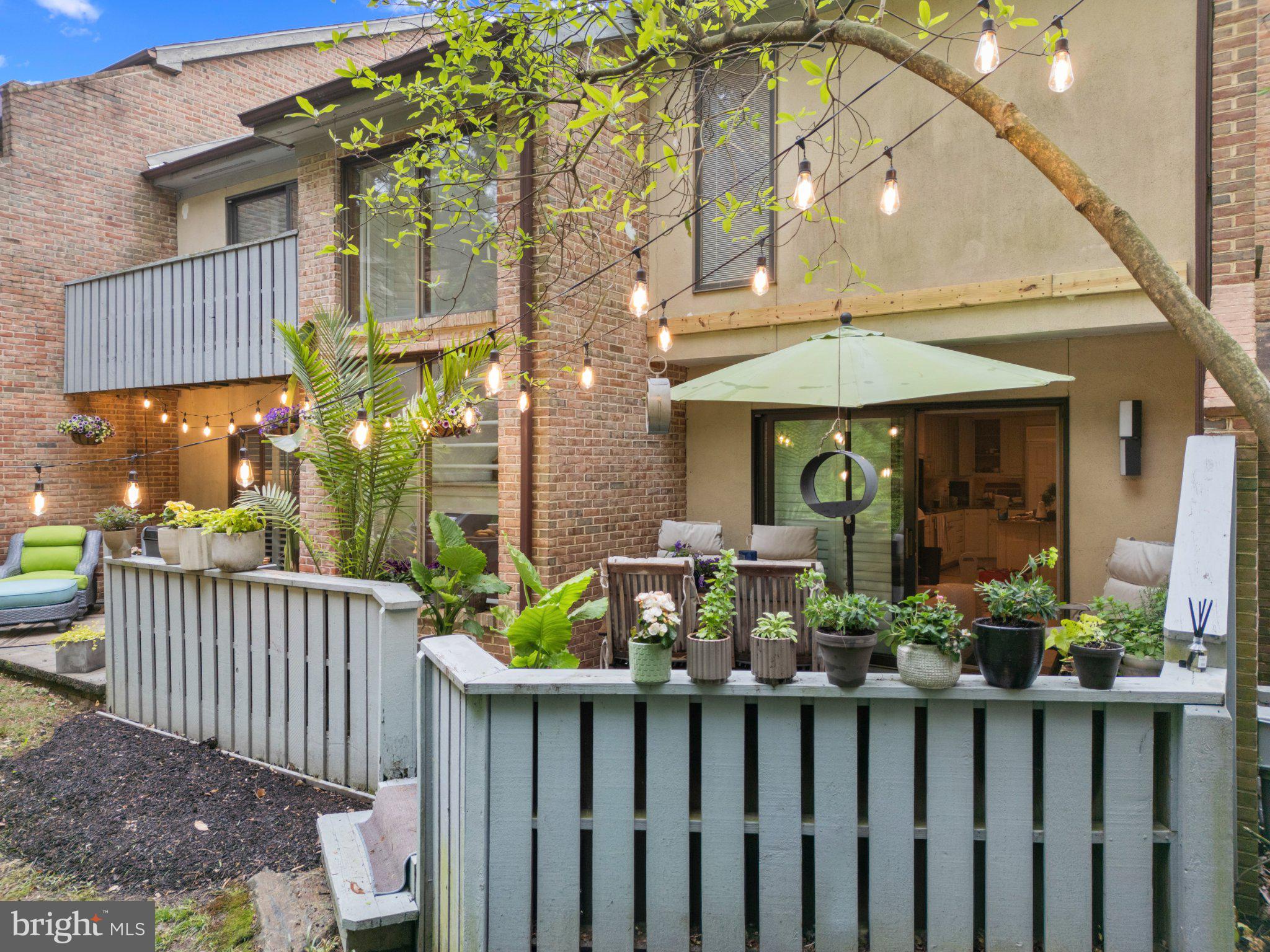 FAIRTHORNE - Residential