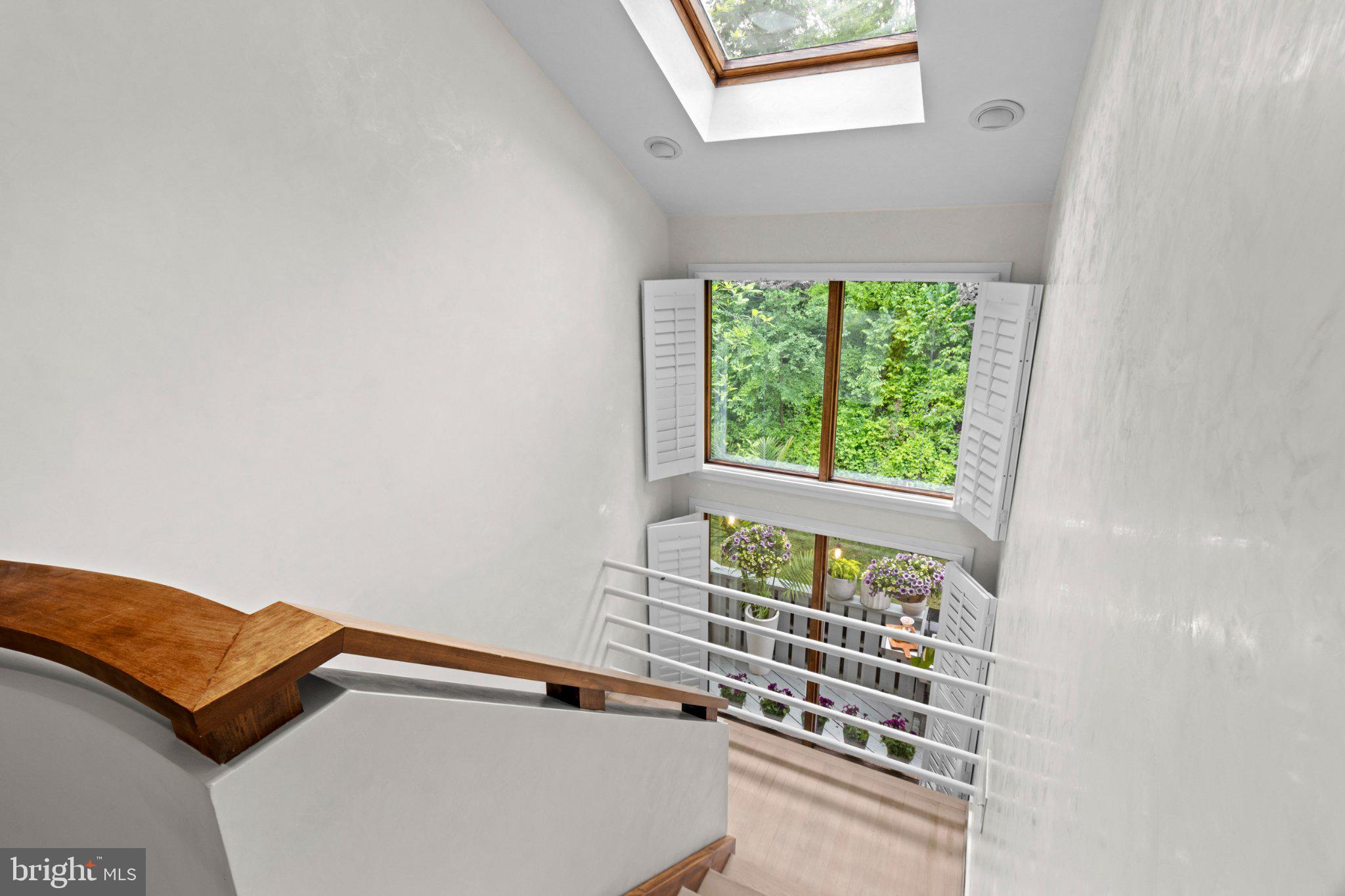 FAIRTHORNE - Residential