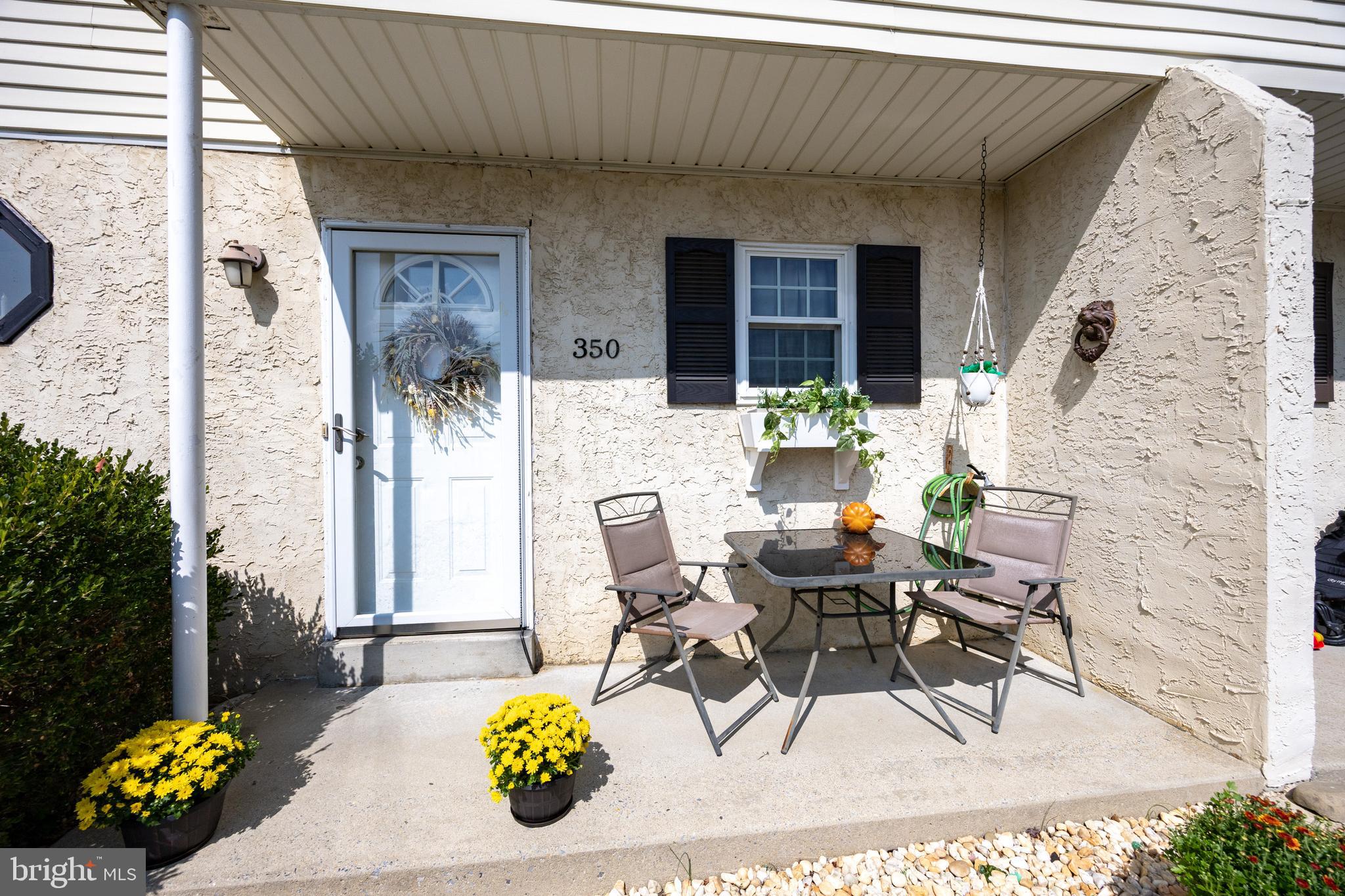 BEAVER RUN KNOLL - Residential