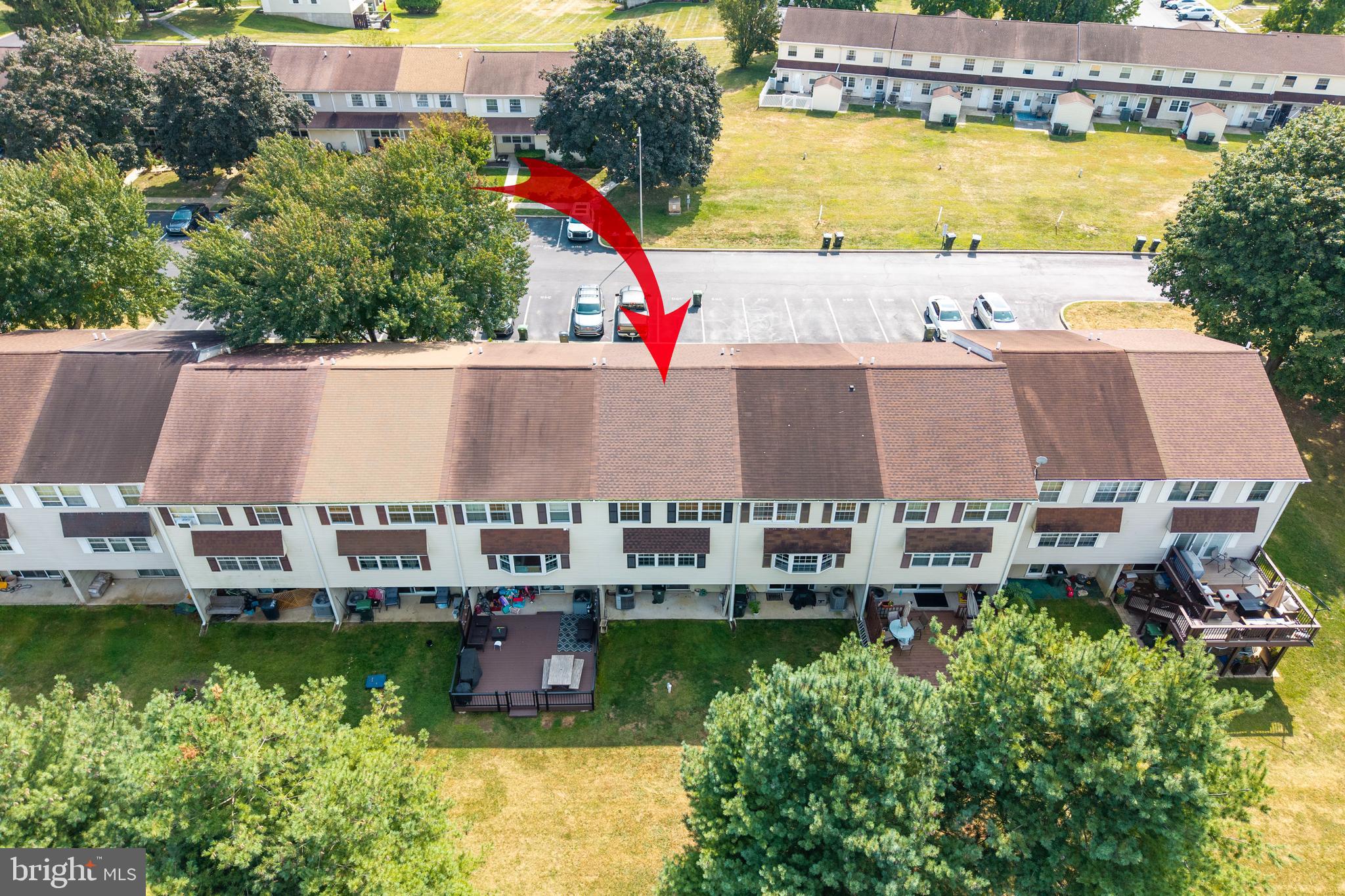 BEAVER RUN KNOLL - Residential