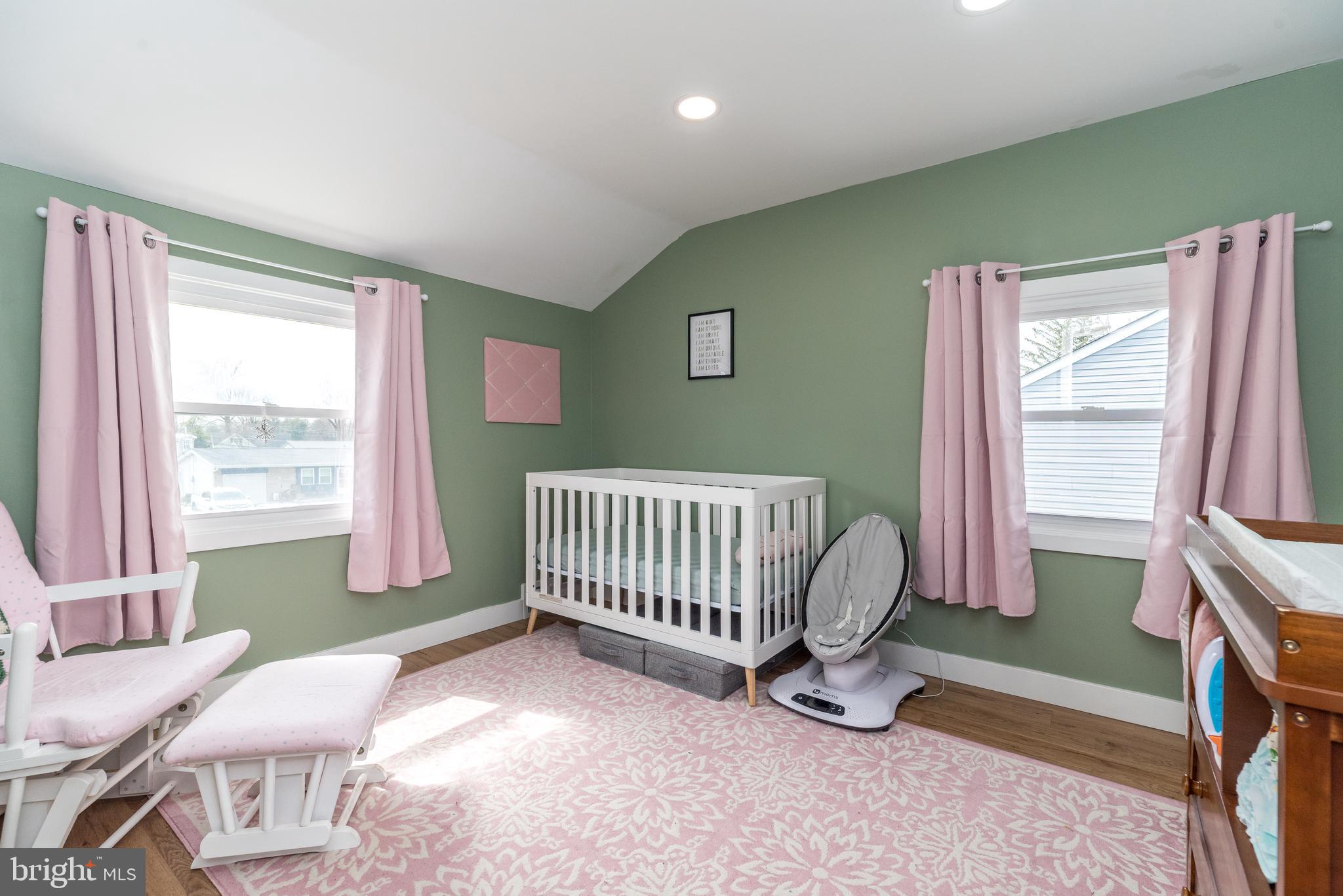 WARMINSTER HGTS - Residential