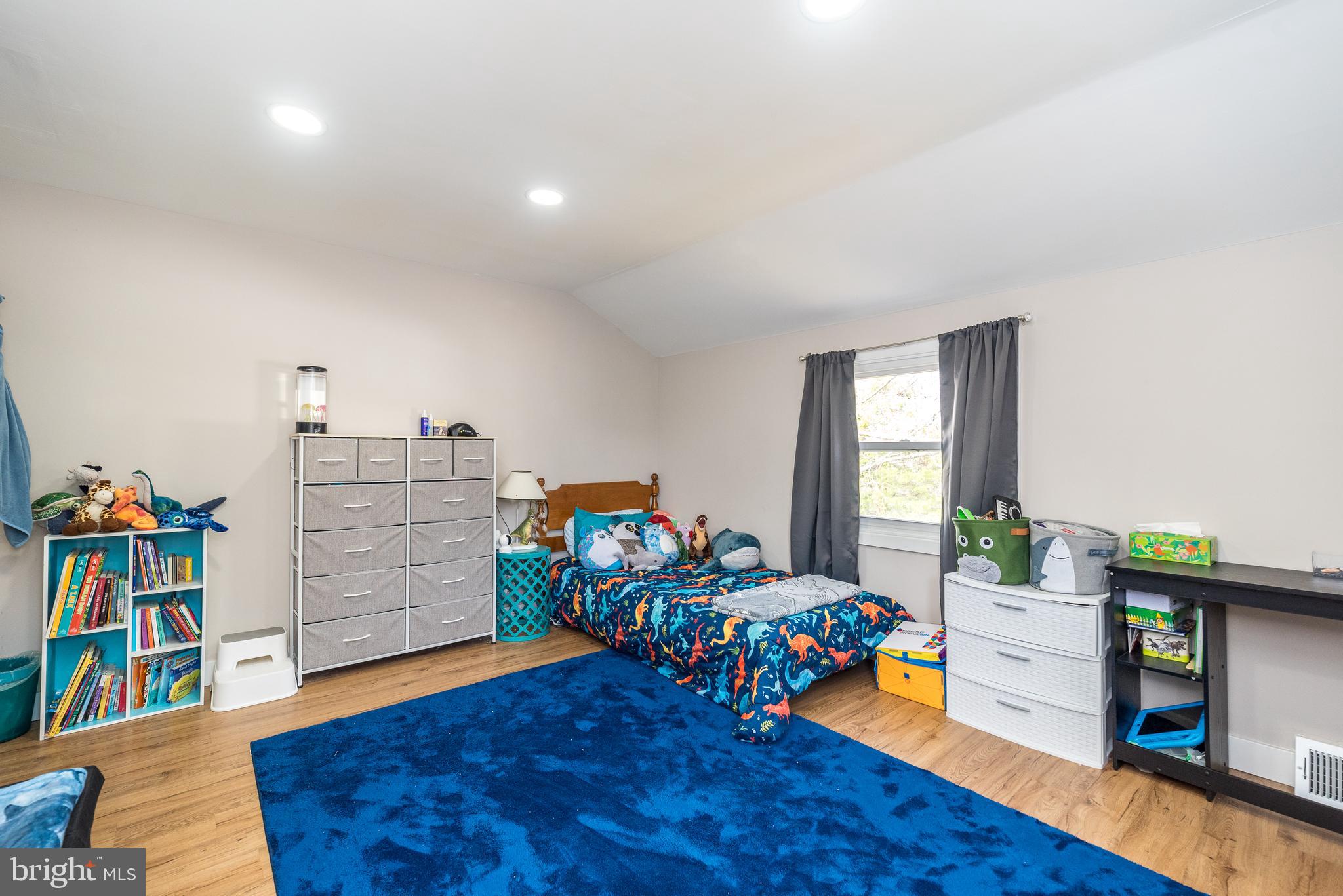 WARMINSTER HGTS - Residential