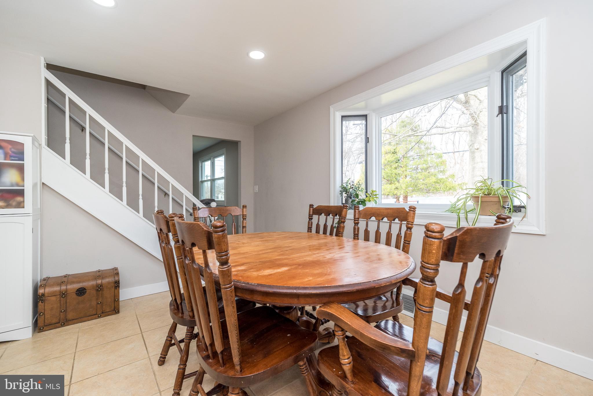 WARMINSTER HGTS - Residential