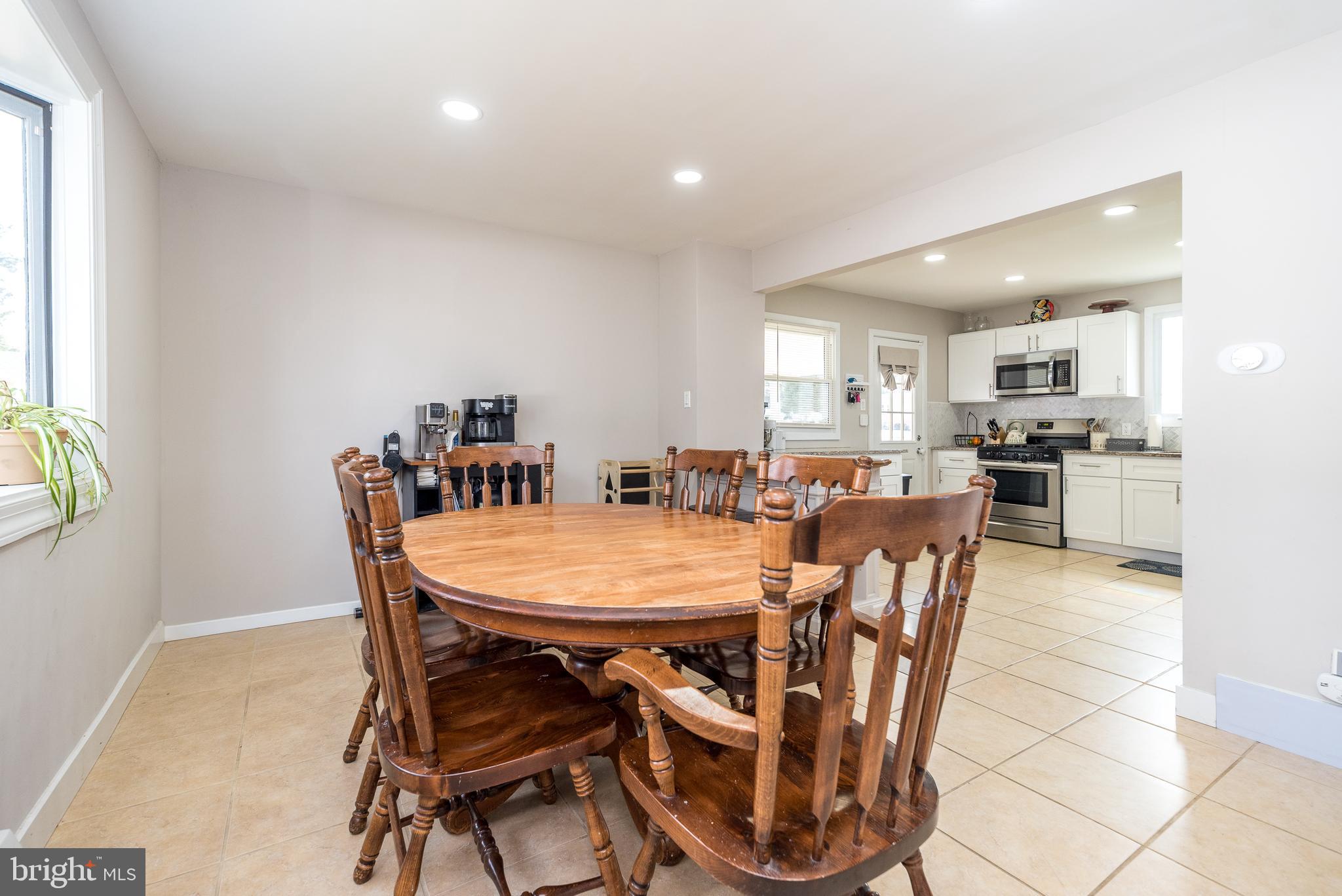 WARMINSTER HGTS - Residential