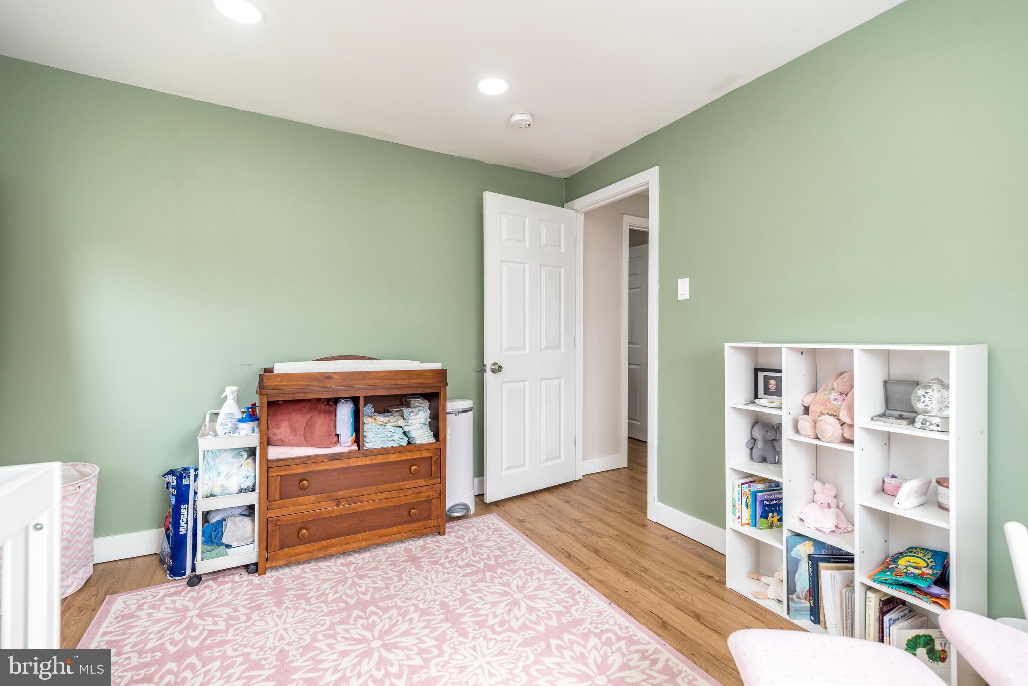 WARMINSTER HGTS - Residential