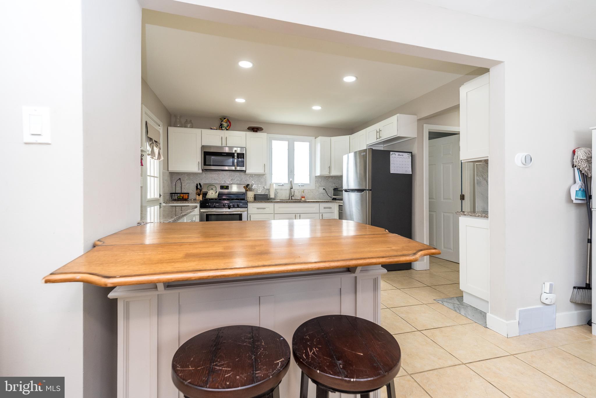 WARMINSTER HGTS - Residential