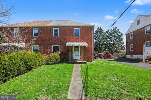 303 WYATT ROAD HARRISBURG PA 17104