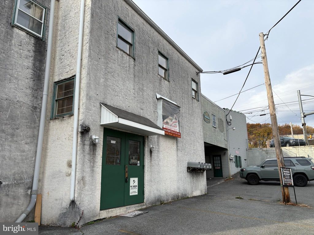 Photo of 4228 St Lawrence Avenue, READING, PA 19606 (MLS # PABK2065940)