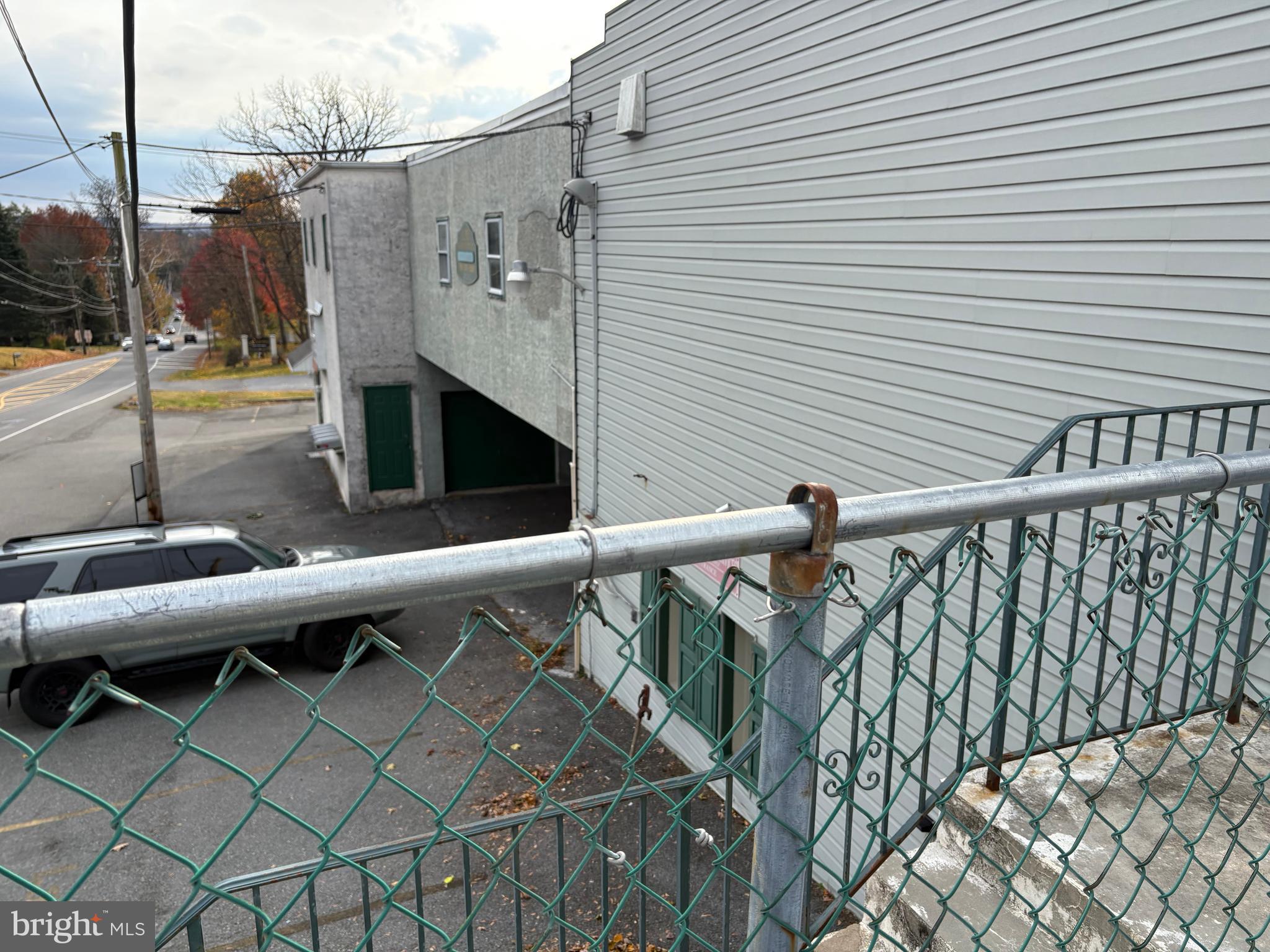 4228 ST LAWRENCE AVENUE