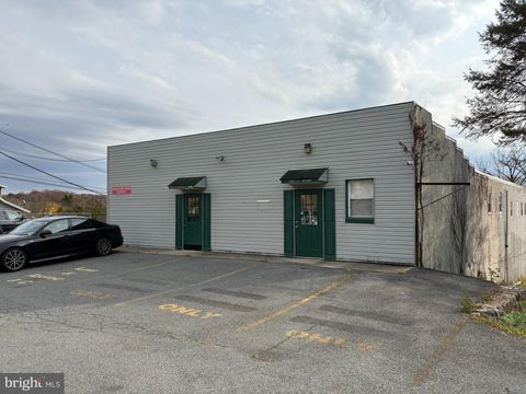 Photo of 4228 St Lawrence Avenue, READING, PA 19606 (MLS # PABK2065940)