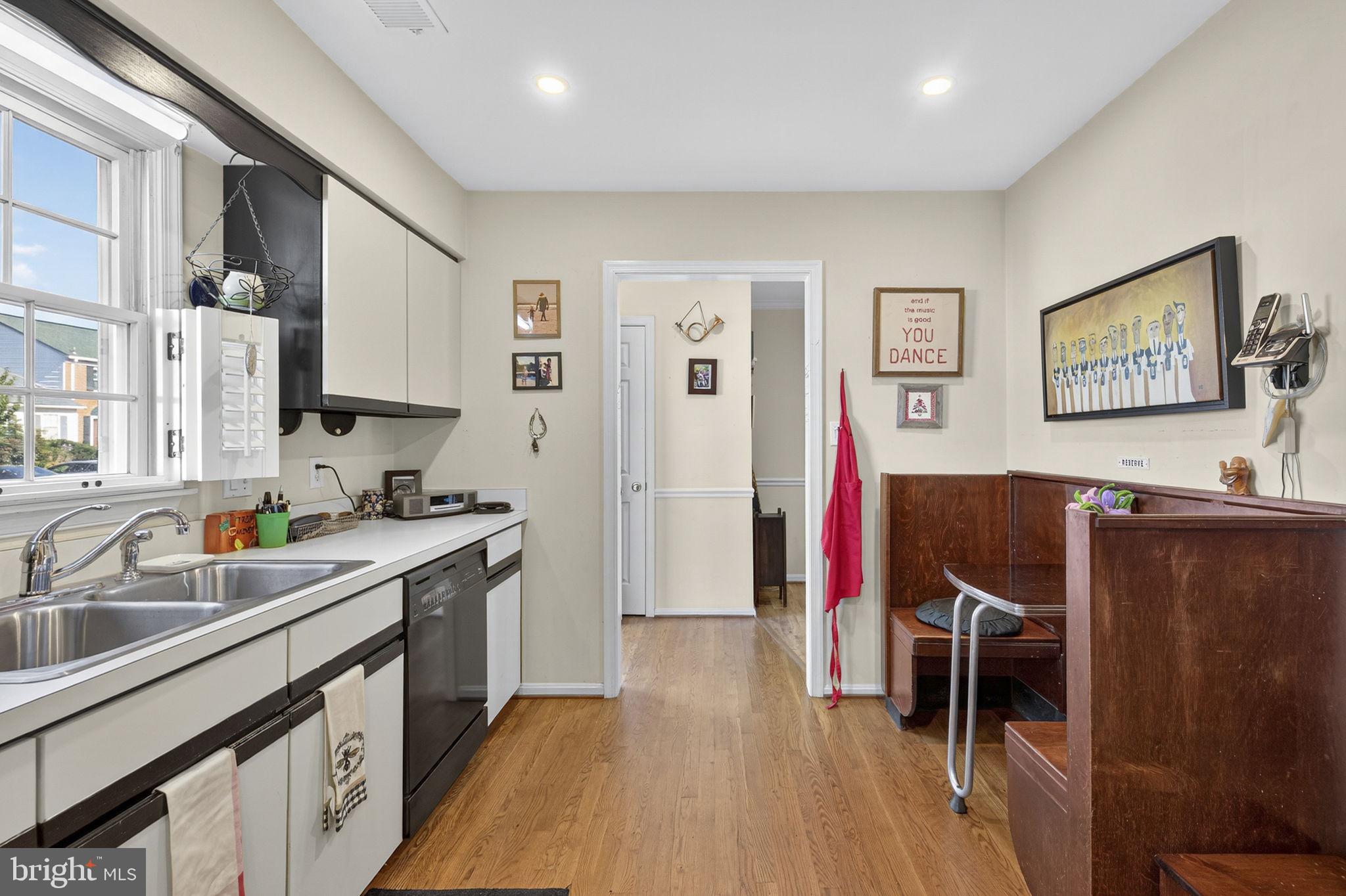 LEEDS SQUARE - Residential