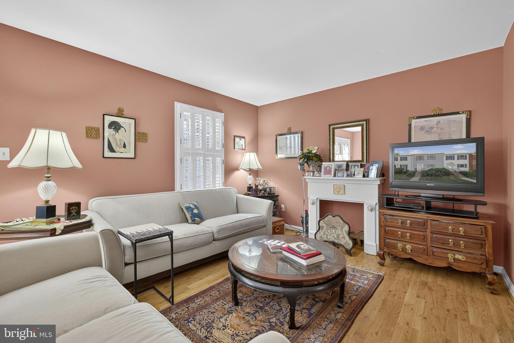 LEEDS SQUARE - Residential