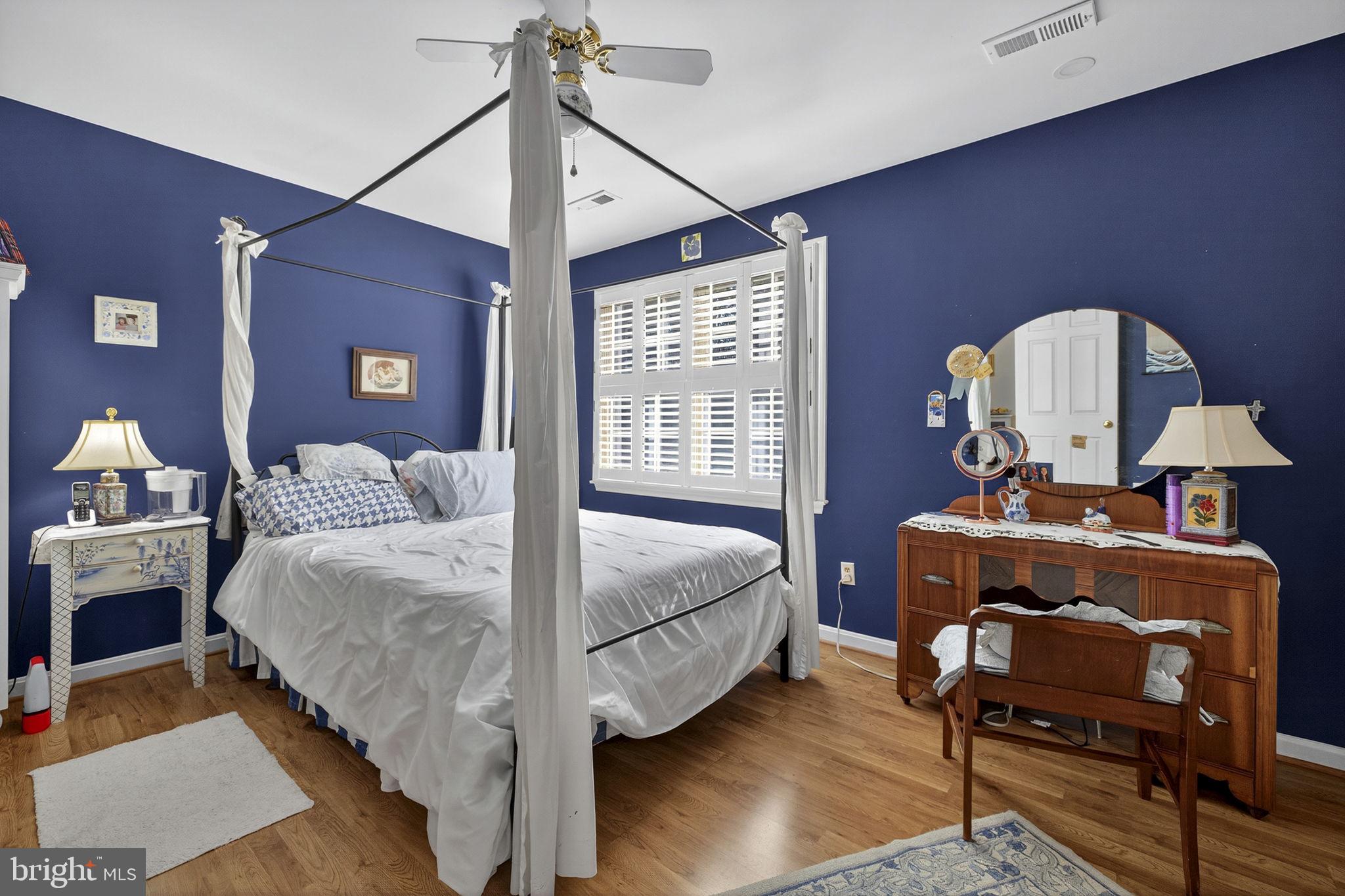 LEEDS SQUARE - Residential