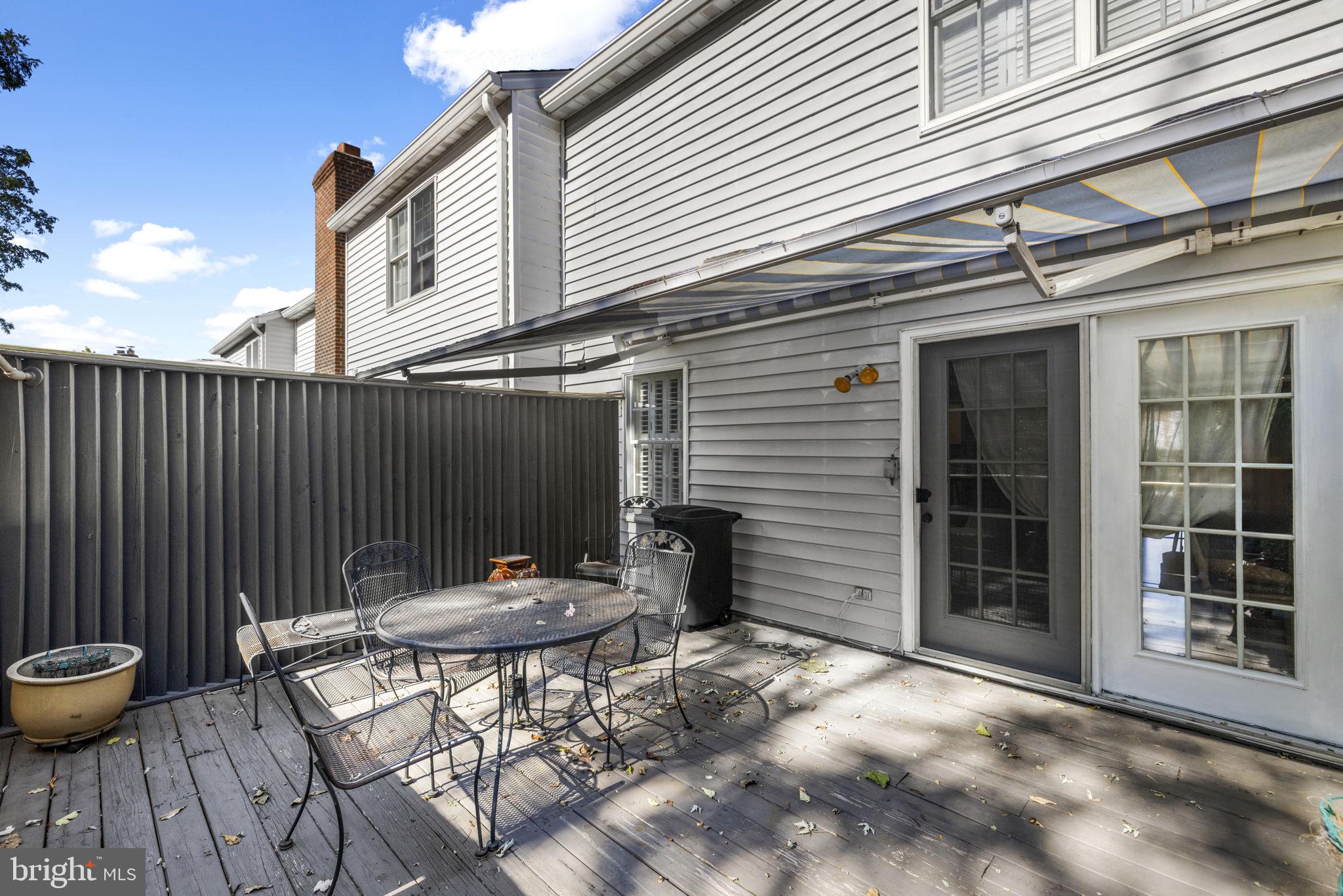 LEEDS SQUARE - Residential