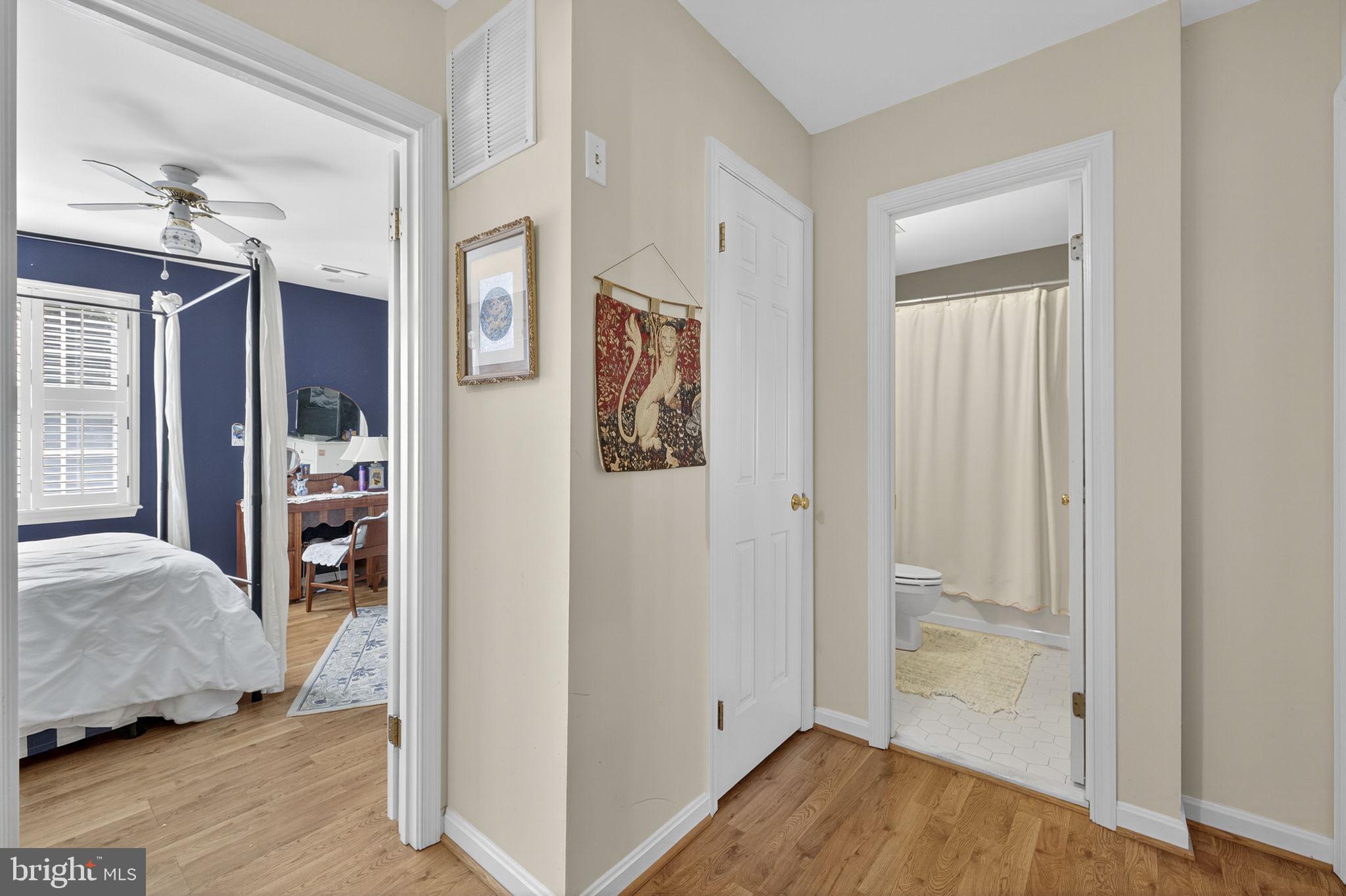 LEEDS SQUARE - Residential