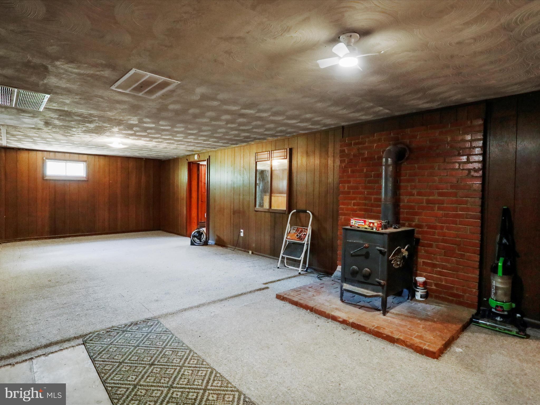 CHARLES TOWN CORPORATION - Residential