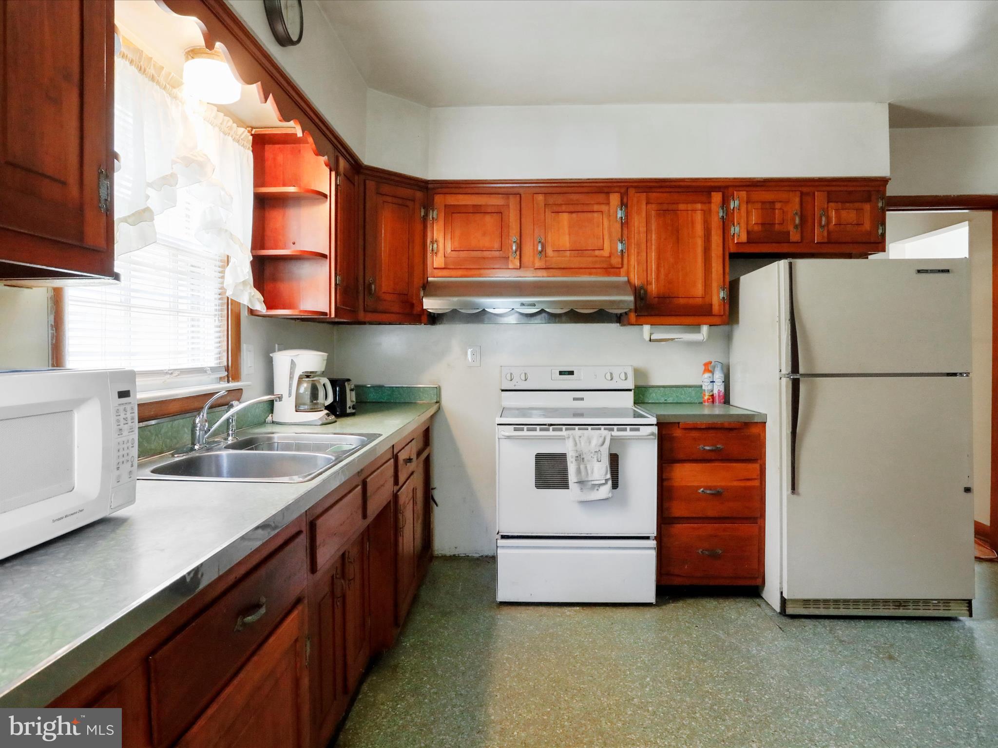 CHARLES TOWN CORPORATION - Residential