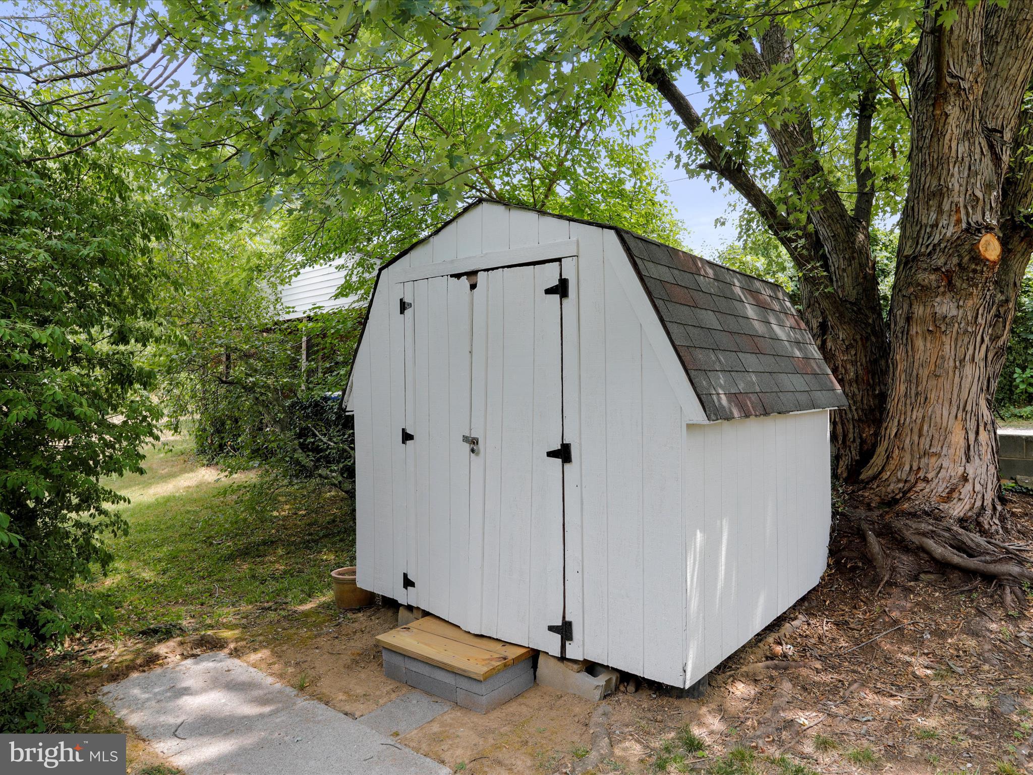 CHARLES TOWN CORPORATION - Residential