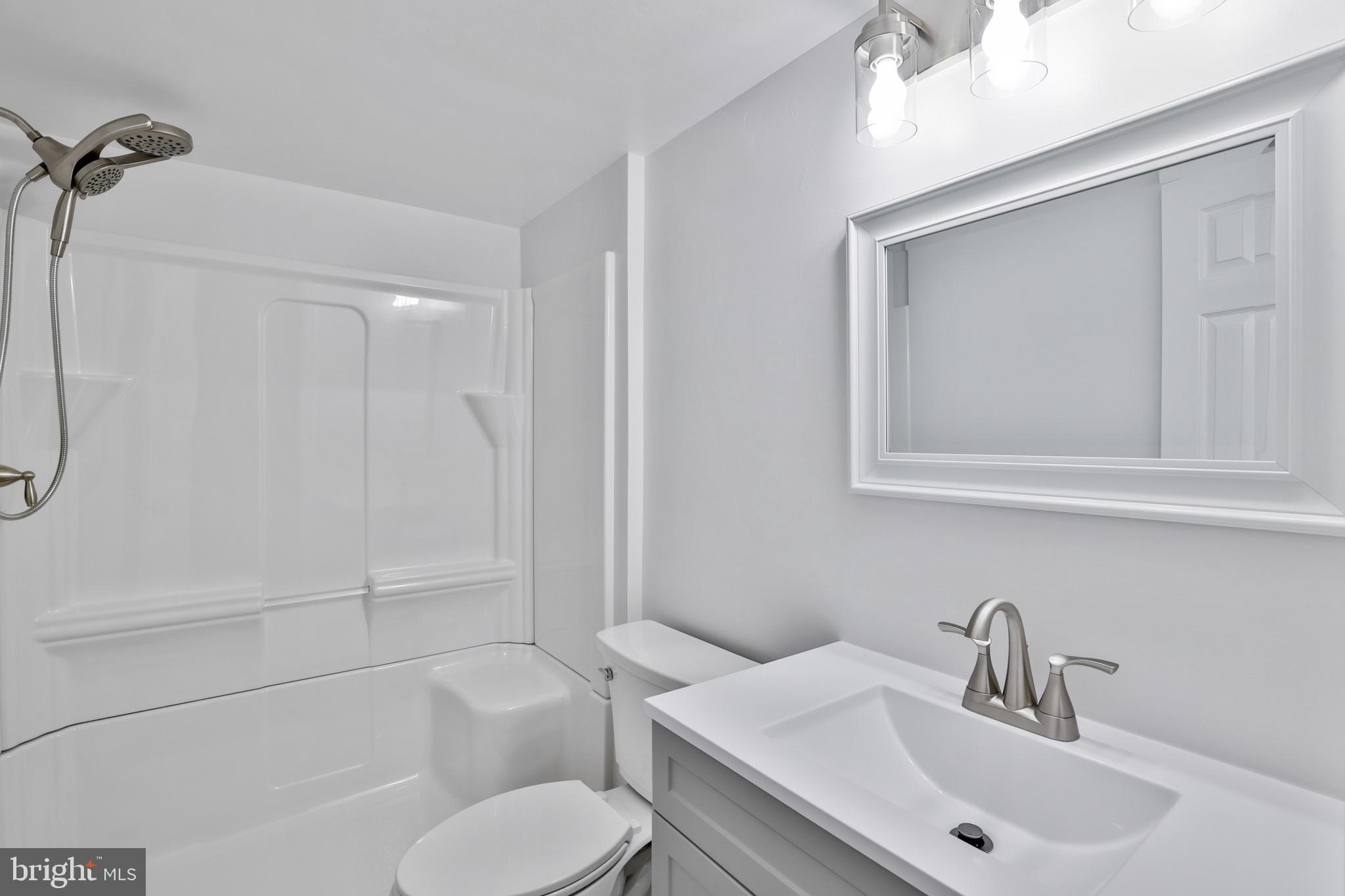 SOUTH RIDING - Residential